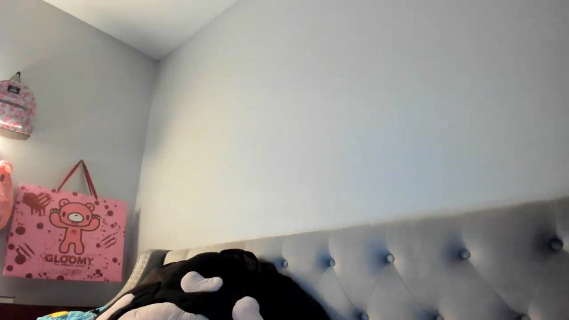 Gallery image thumbnail from Isabelle_Babe's myfreecams stream on, 05/18/2026, 03:58 image 17 of 20