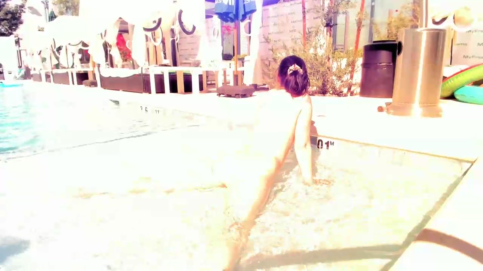 Gallery image thumbnail from Isabelle_Babe's myfreecams stream on, 05/19/2026, 16:12 image 9 of 20
