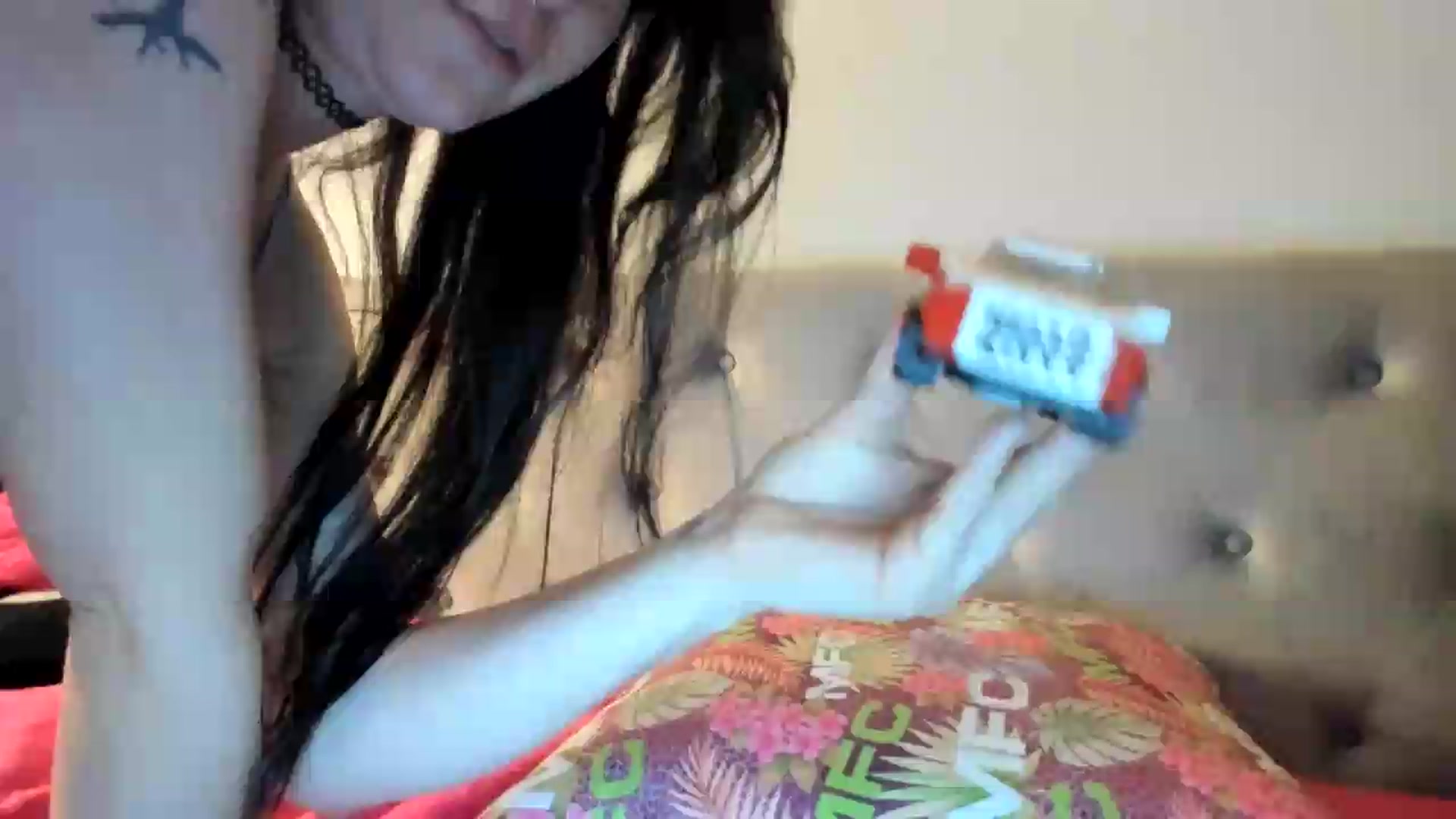 Gallery image thumbnail from Isabelle_Babe's myfreecams stream on, 05/27/2026, 13:10 image 5 of 20