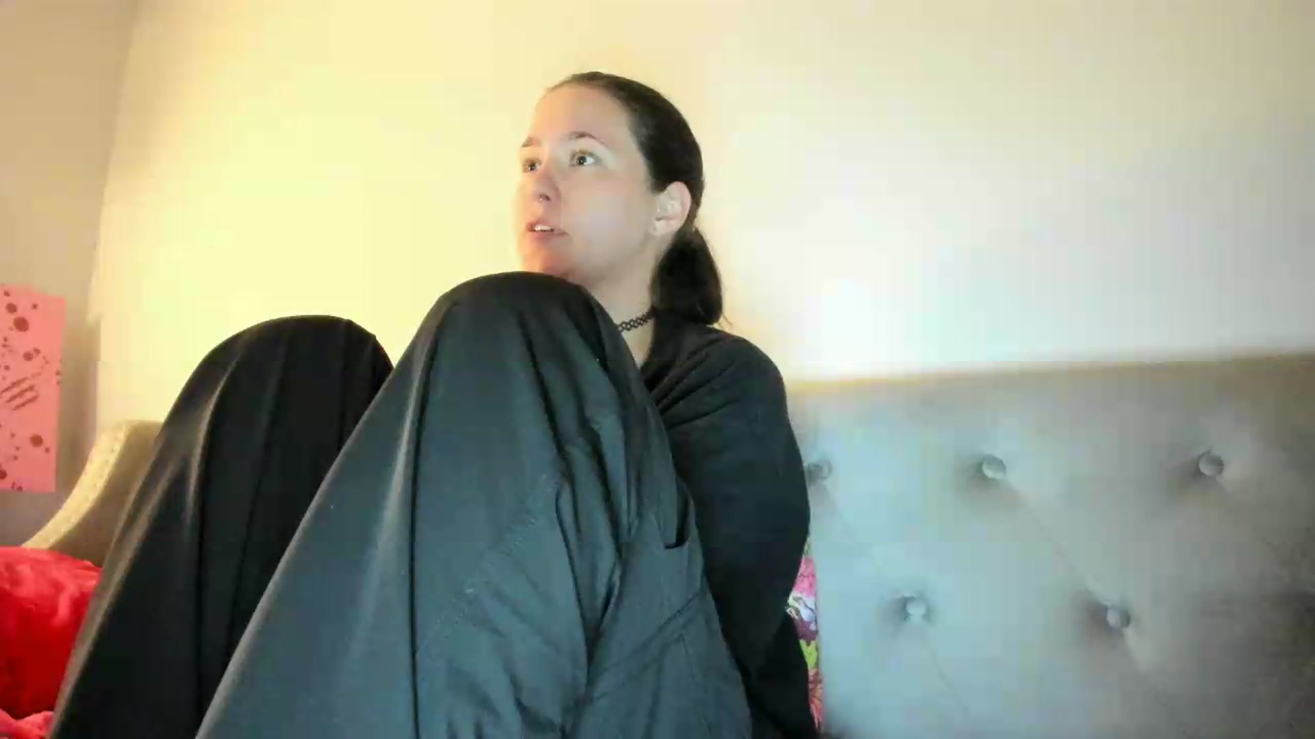 Gallery image thumbnail from Isabelle_Babe's myfreecams stream on, 05/31/2026, 13:27 image 6 of 20