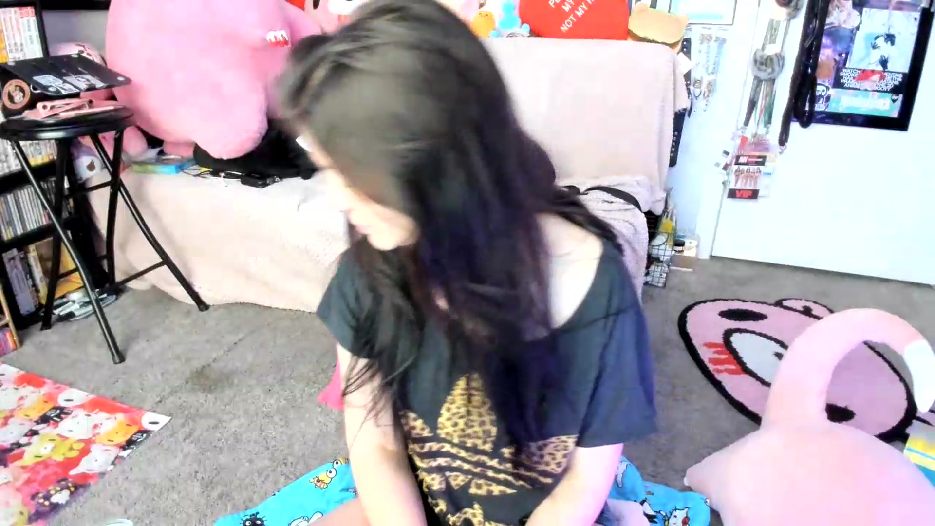 Gallery image thumbnail from Isabelle_Babe's myfreecams stream on, 07/19/2026, 15:16 image 16 of 20