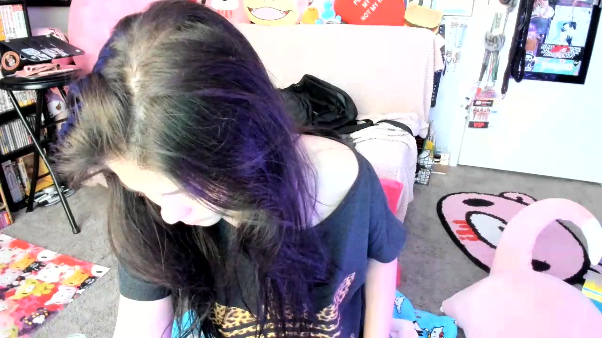 Gallery image thumbnail from Isabelle_Babe's myfreecams stream on, 07/19/2026, 15:16 image 17 of 20
