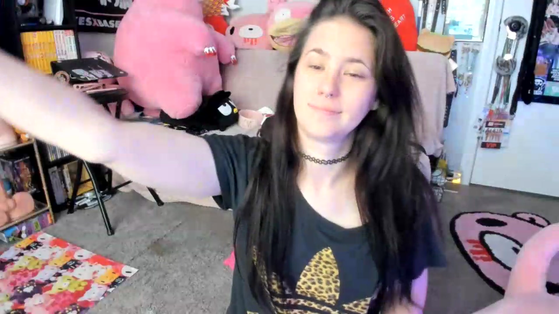 Gallery image thumbnail from Isabelle_Babe's myfreecams stream on, 07/19/2026, 15:16 image 3 of 20