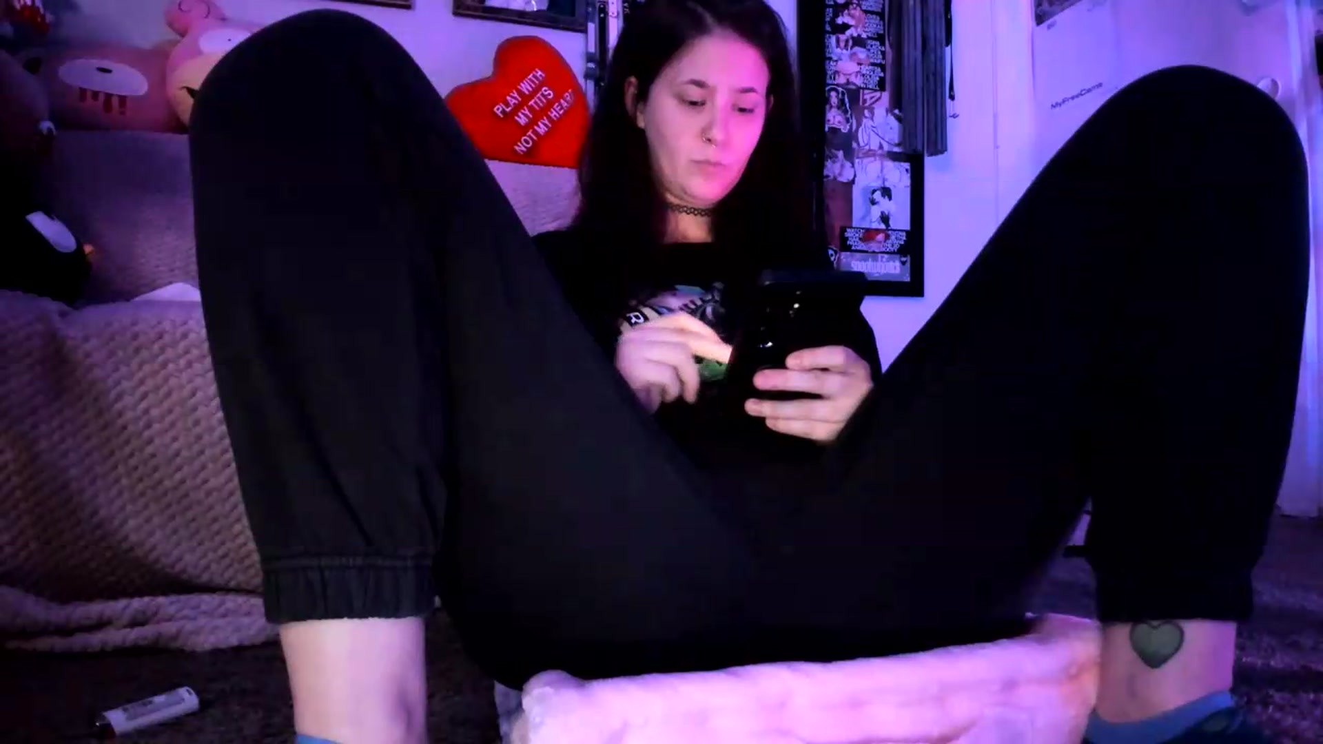 Gallery image thumbnail from Isabelle_Babe's myfreecams stream on, 07/20/2026, 07:37 image 11 of 20