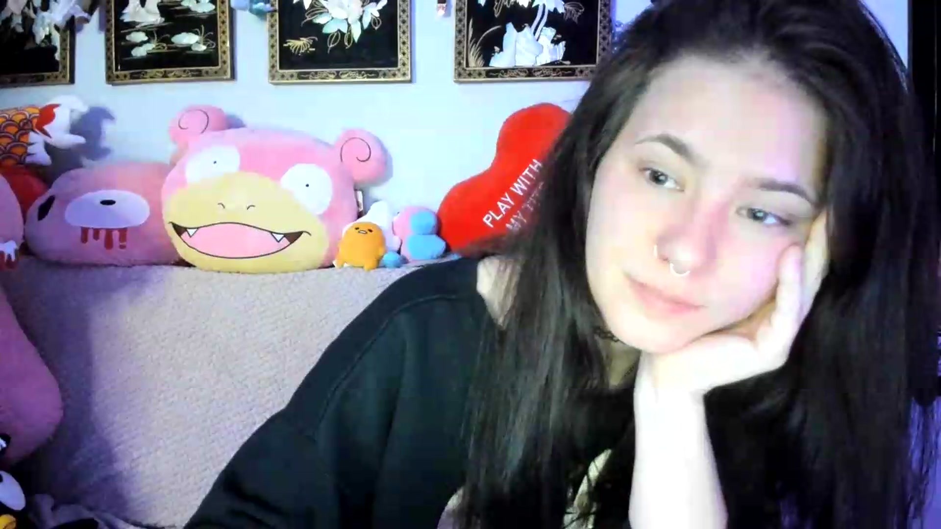 Gallery image thumbnail from Isabelle_Babe's myfreecams stream on, 07/23/2026, 10:57 image 8 of 20