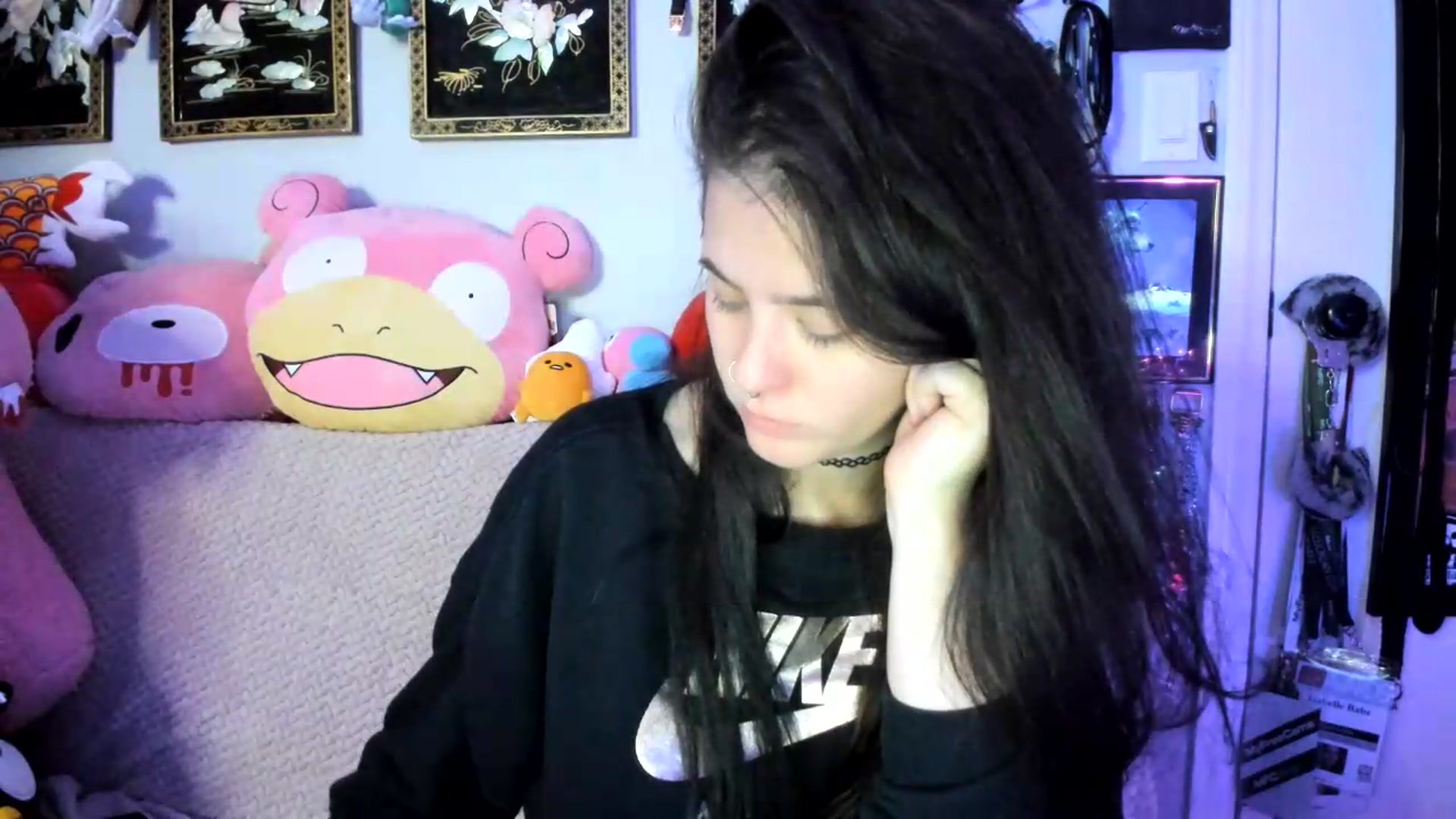Gallery image thumbnail from Isabelle_Babe's myfreecams stream on, 07/23/2026, 10:57 image 5 of 20