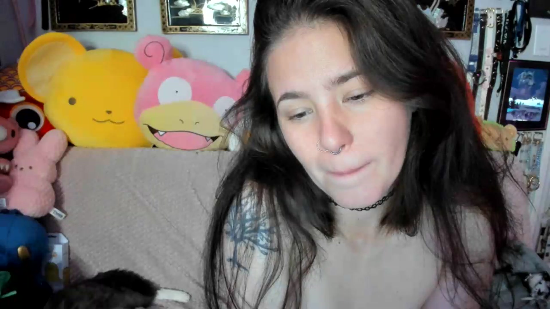 Gallery image thumbnail from Isabelle_Babe's myfreecams stream on, 08/15/2026, 12:33 image 15 of 20