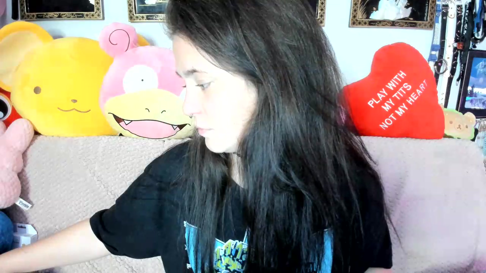 Gallery image thumbnail from Isabelle_Babe's myfreecams stream on, 08/15/2026, 12:33 image 12 of 20