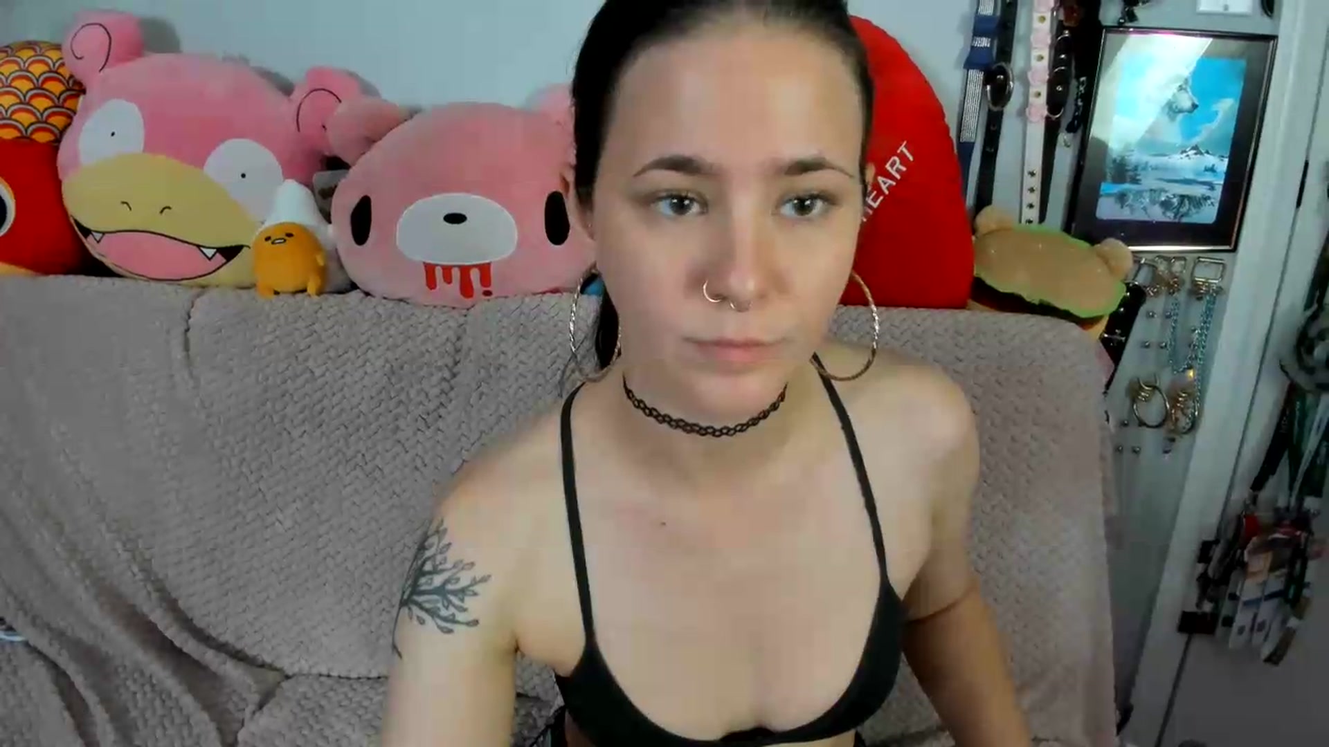 Gallery image thumbnail from Isabelle_Babe's myfreecams stream on, 08/17/2026, 02:31 image 15 of 20