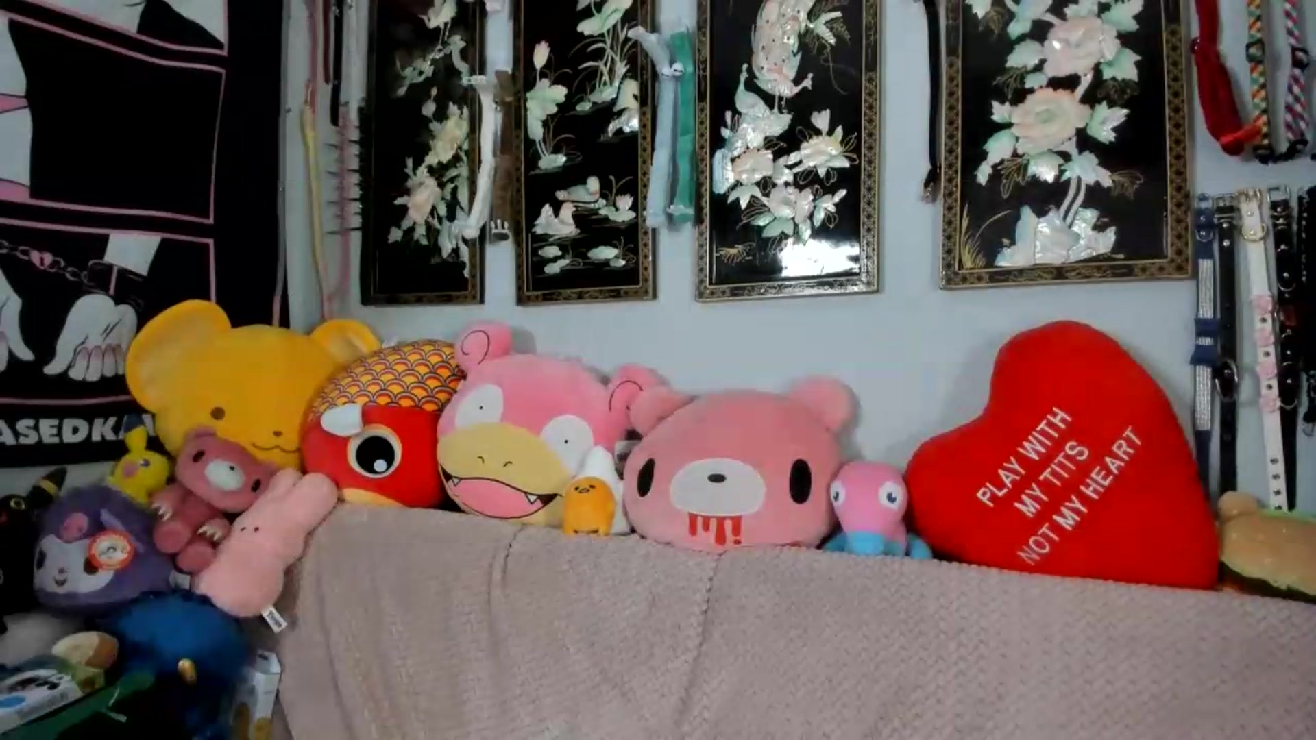 Gallery image thumbnail from Isabelle_Babe's myfreecams stream on, 08/17/2026, 02:31 image 9 of 20