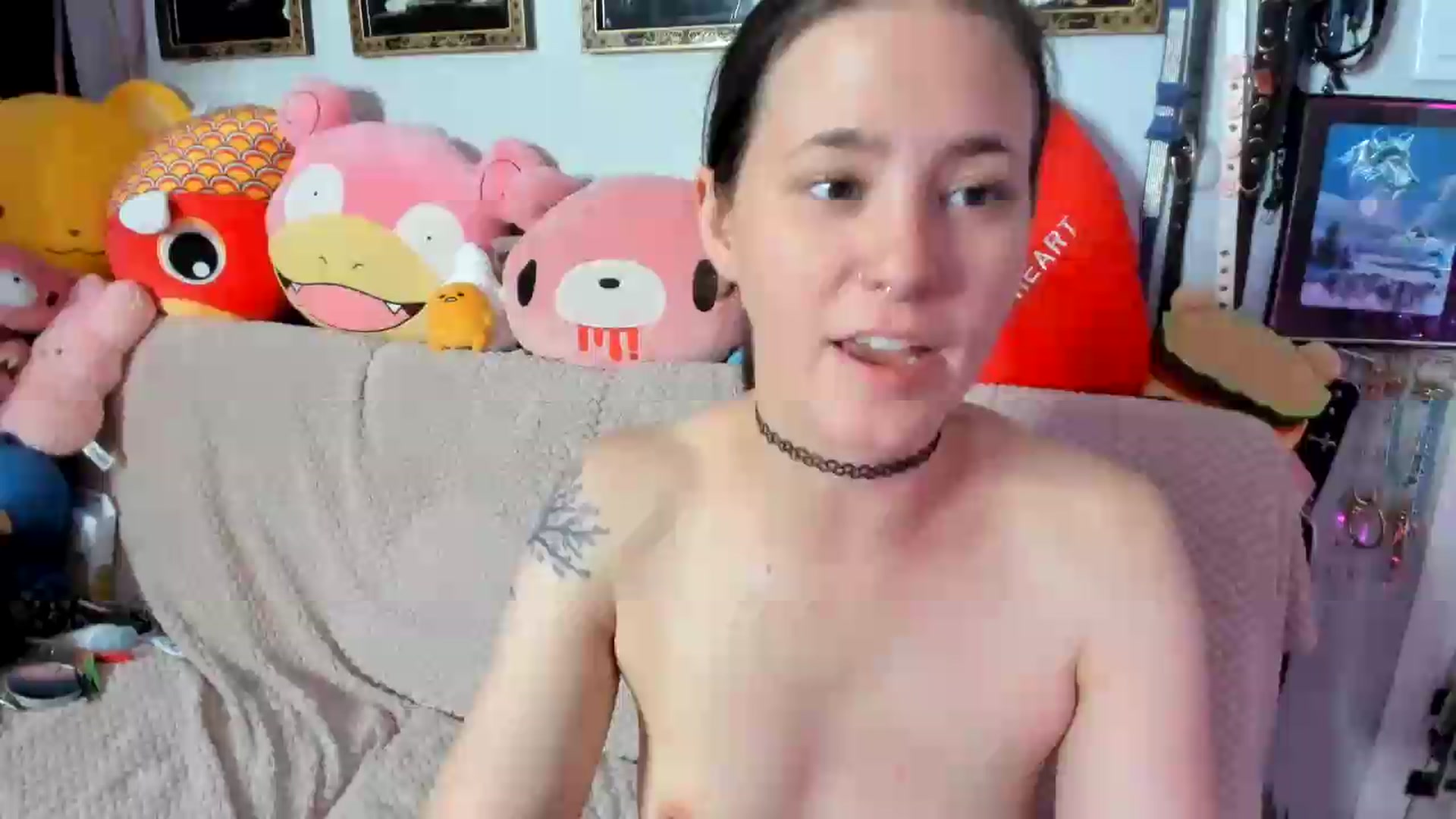Gallery image thumbnail from Isabelle_Babe's myfreecams stream on, 08/17/2026, 12:08 image 5 of 20