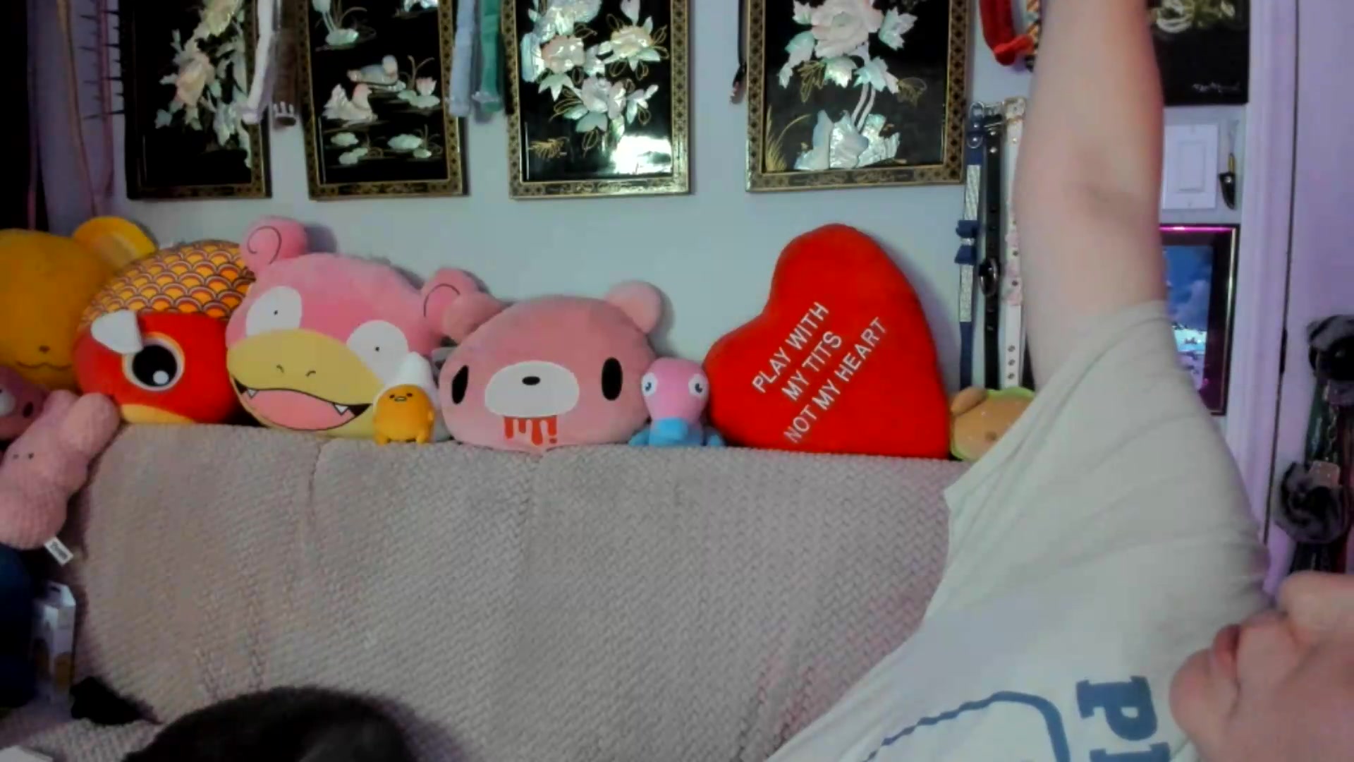 Gallery image thumbnail from Isabelle_Babe's myfreecams stream on, 08/19/2026, 14:01 image 15 of 20