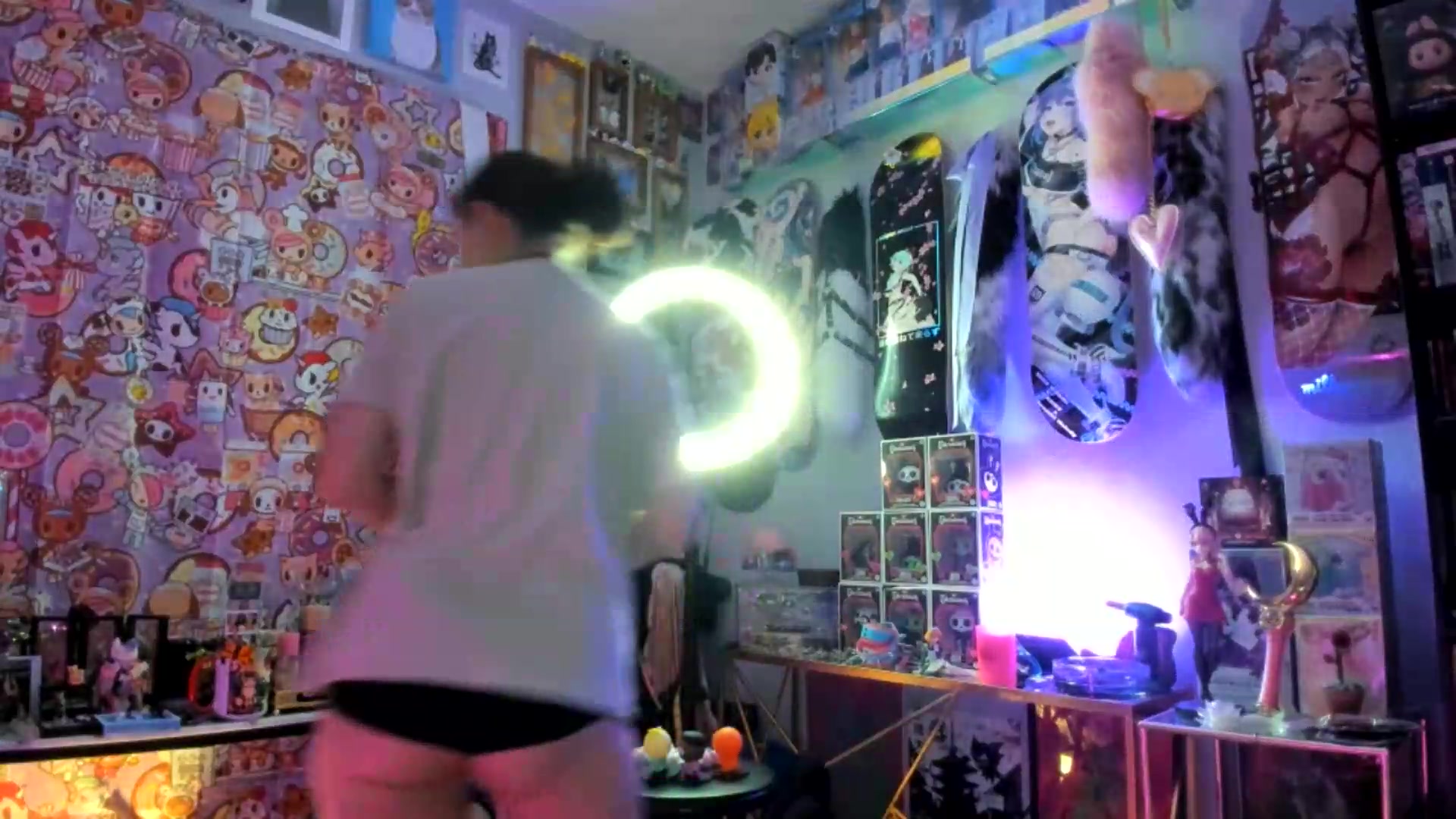 Gallery image thumbnail from Isabelle_Babe's myfreecams stream on, 08/19/2026, 14:01 image 8 of 20