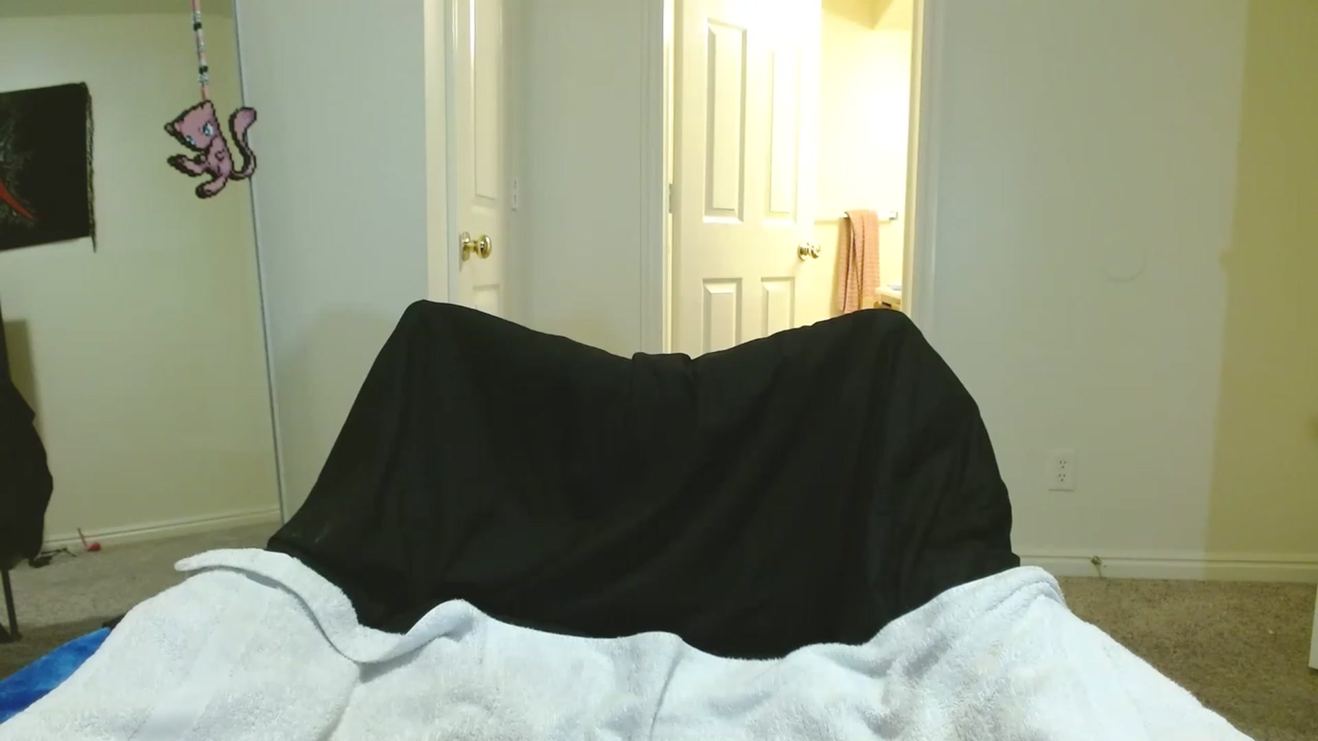 Gallery image thumbnail from Isasummers_'s myfreecams stream on, 03/27/2023, 04:32 image 19 of 20
