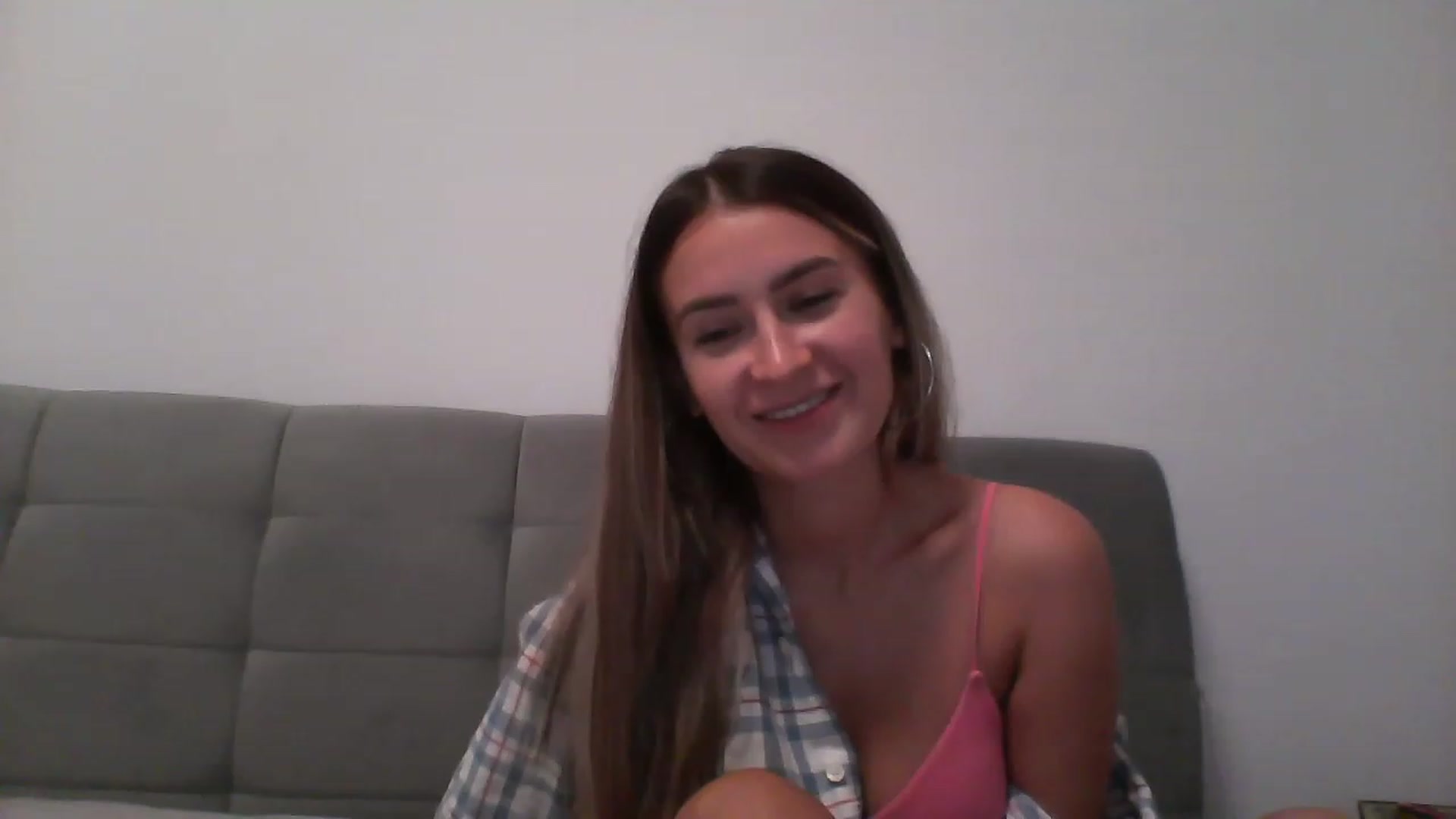Gallery image thumbnail from Iselin39's myfreecams stream on, 11/23/2022, 21:50 image 12 of 20