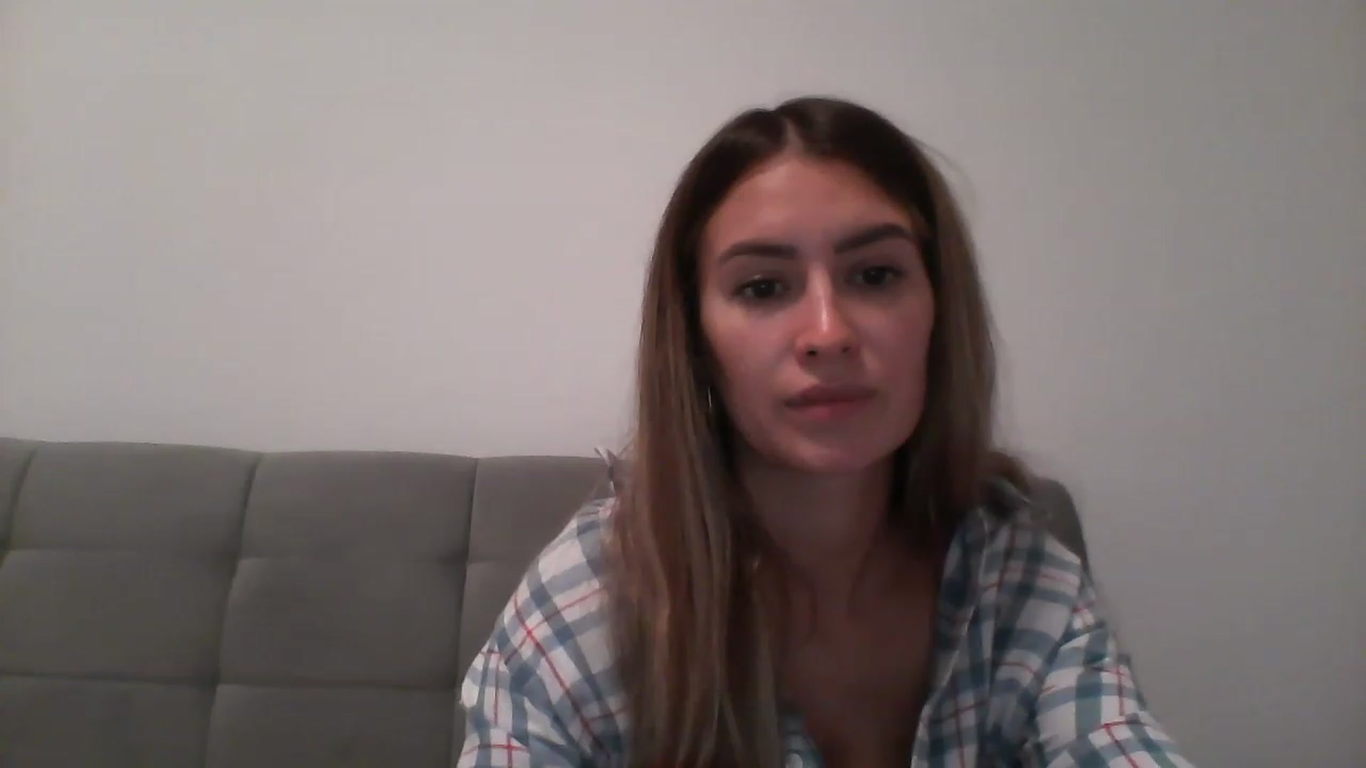 Gallery image thumbnail from Iselin39's myfreecams stream on, 11/23/2022, 21:50 image 2 of 20