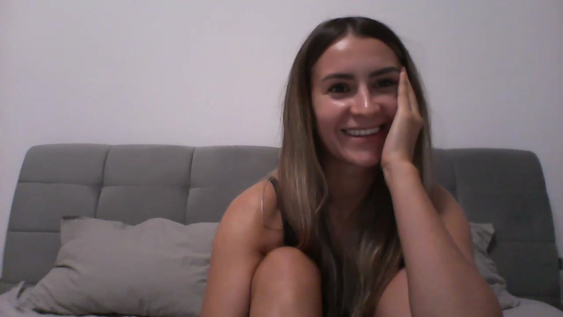 Gallery image thumbnail from Iselin39's myfreecams stream on, 11/24/2022, 22:31 image 13 of 20
