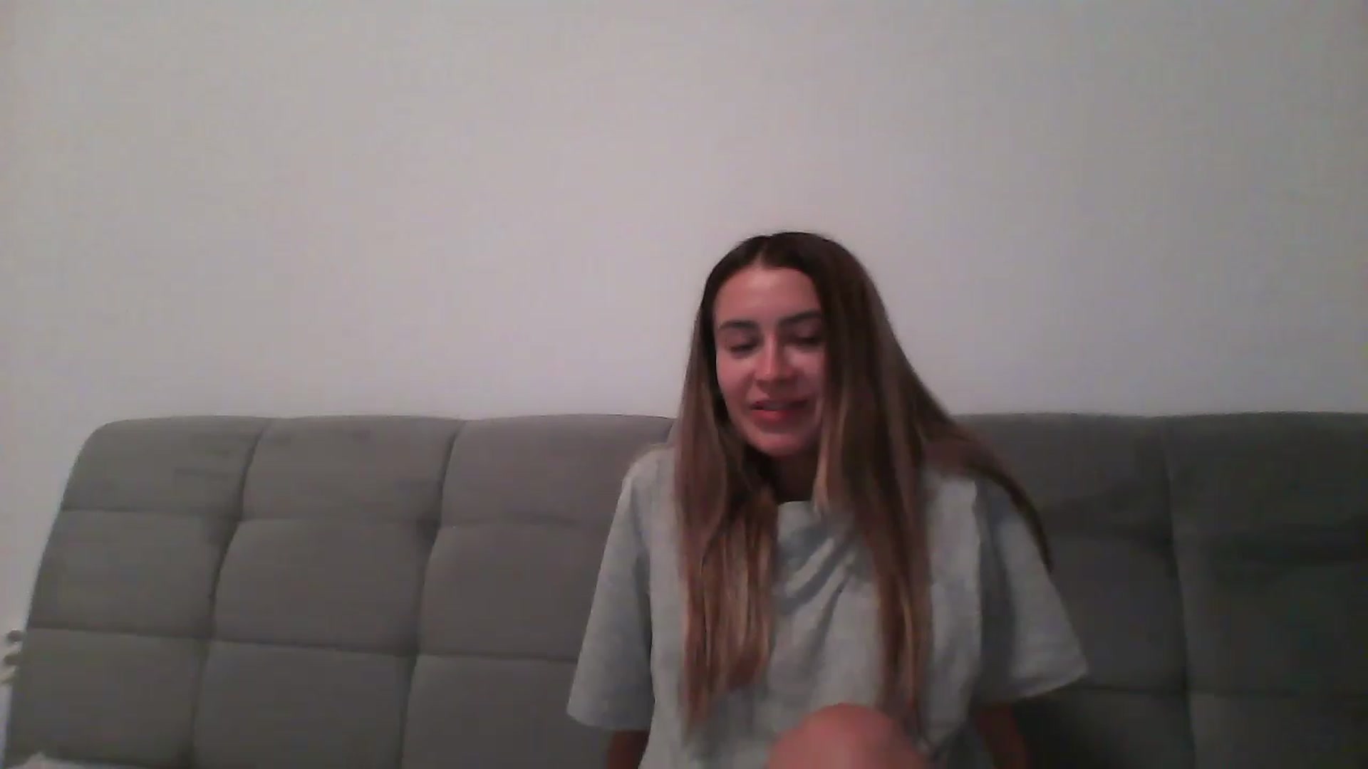 Gallery image thumbnail from Iselin39's myfreecams stream on, 01/04/2023, 01:16 image 2 of 20