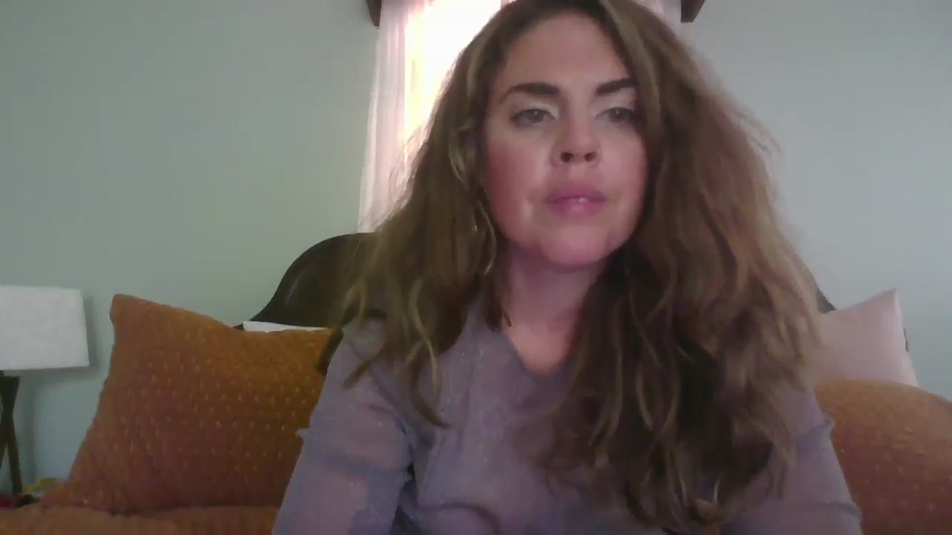 Gallery image thumbnail from IslandQueenR's myfreecams stream on, 12/04/2024, 19:25 image 11 of 20