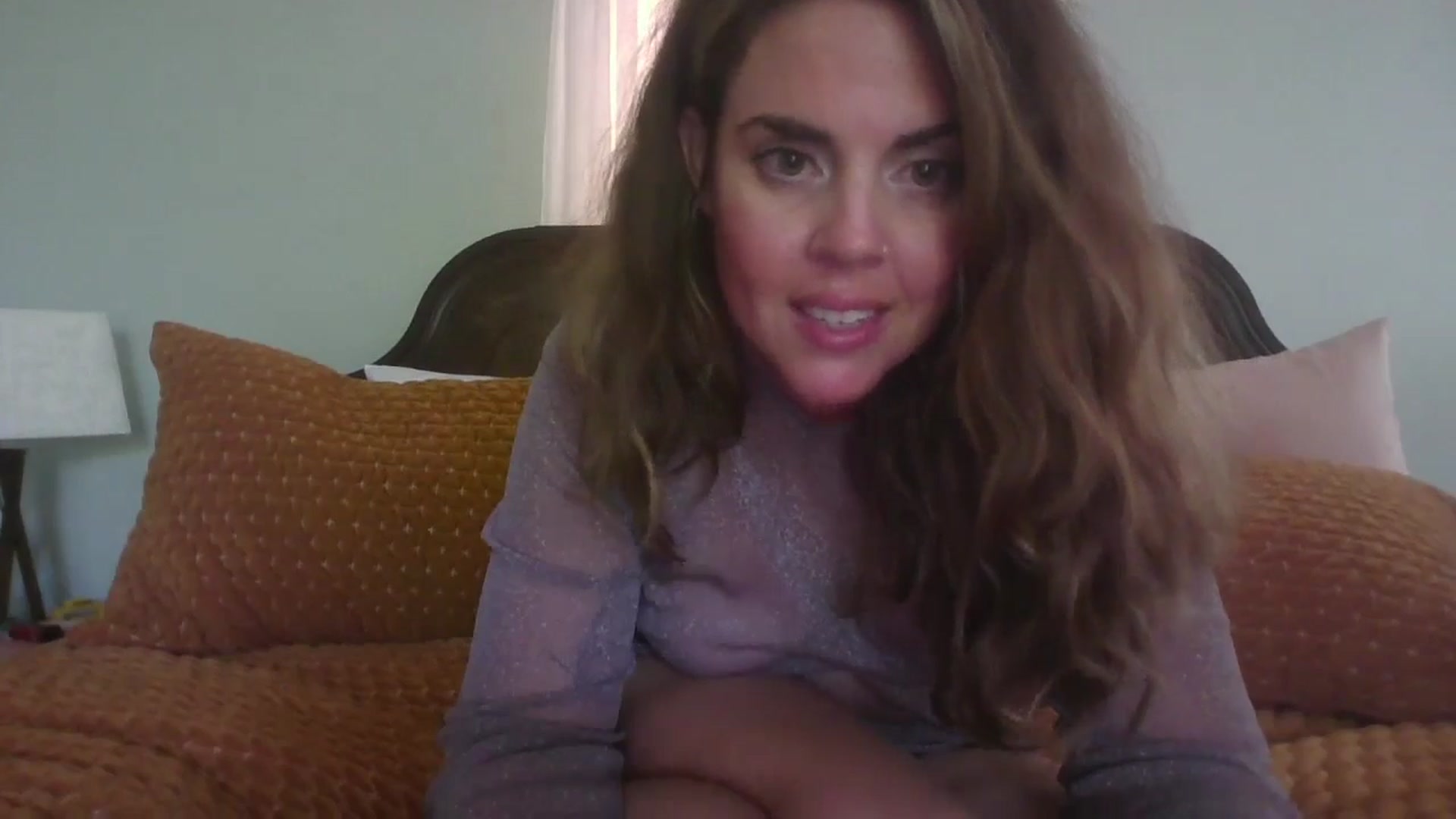 Gallery image thumbnail from IslandQueenR's myfreecams stream on, 12/04/2024, 19:25 image 3 of 20