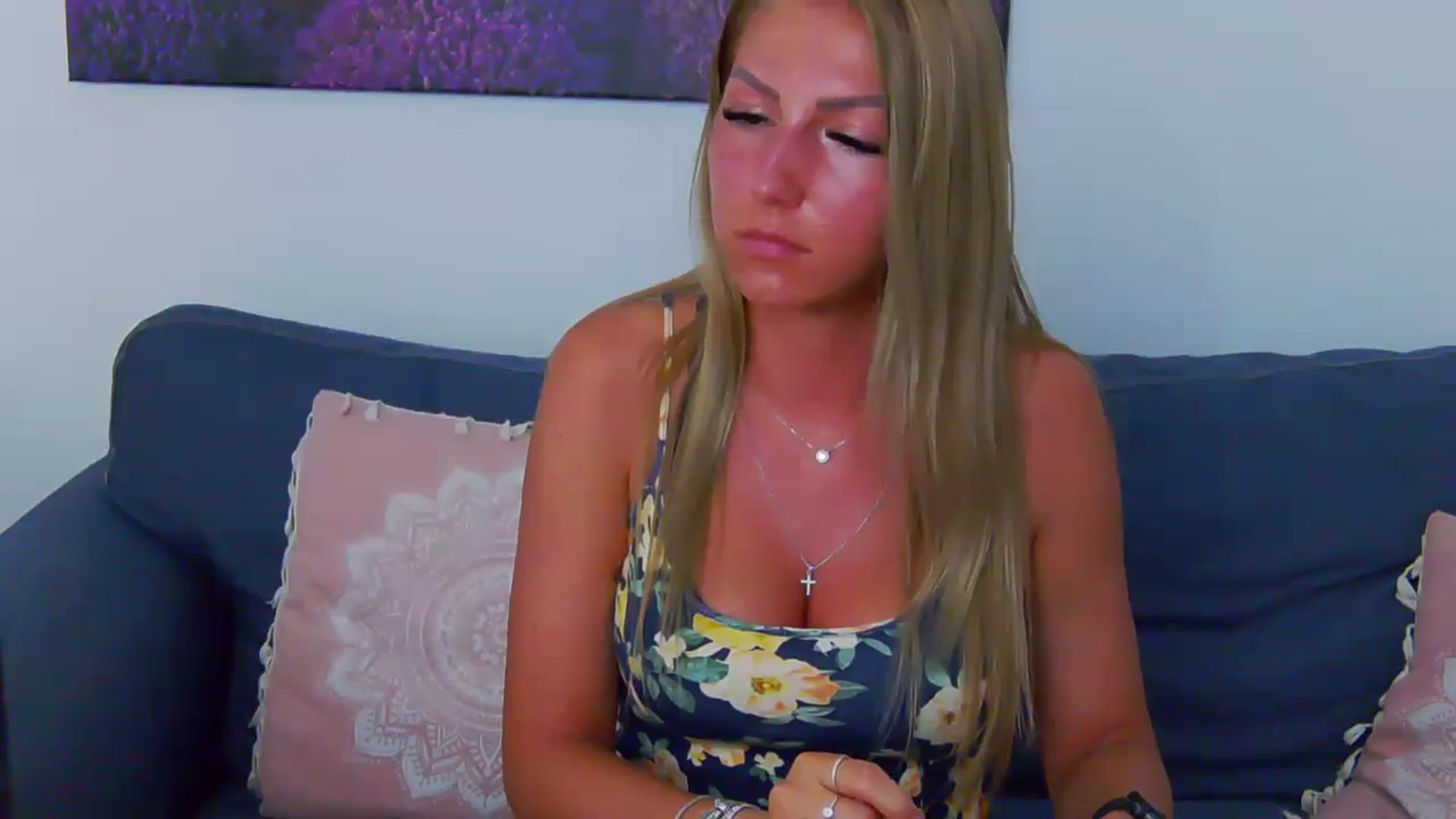 Gallery image thumbnail from IssaBelleee's myfreecams stream on, 07/29/2024, 17:12 image 19 of 20