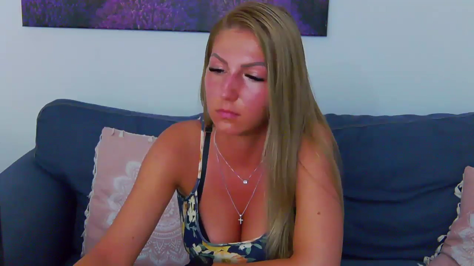 Gallery image thumbnail from IssaBelleee's myfreecams stream on, 07/29/2024, 17:12 image 15 of 20