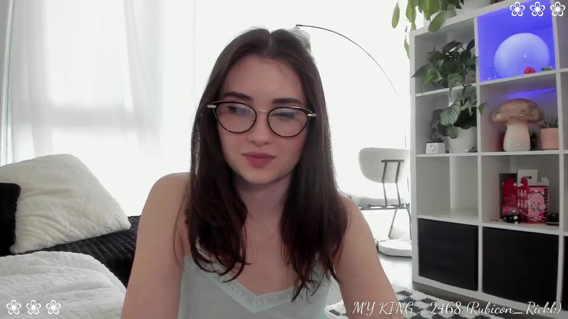 Gallery image thumbnail from Issa_'s myfreecams stream on, 07/19/2025, 02:50 image 14 of 20