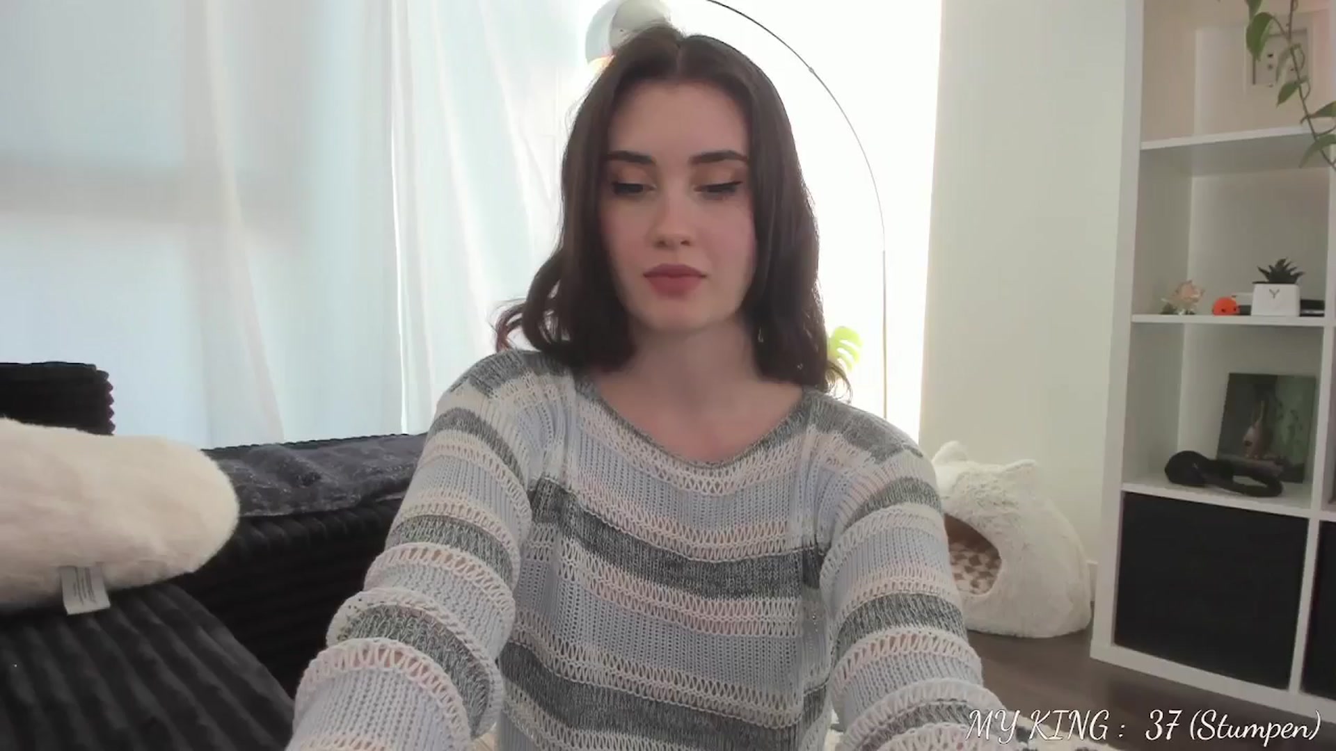Gallery image thumbnail from Issa_'s myfreecams stream on, 09/20/2025, 24:00 image 6 of 20
