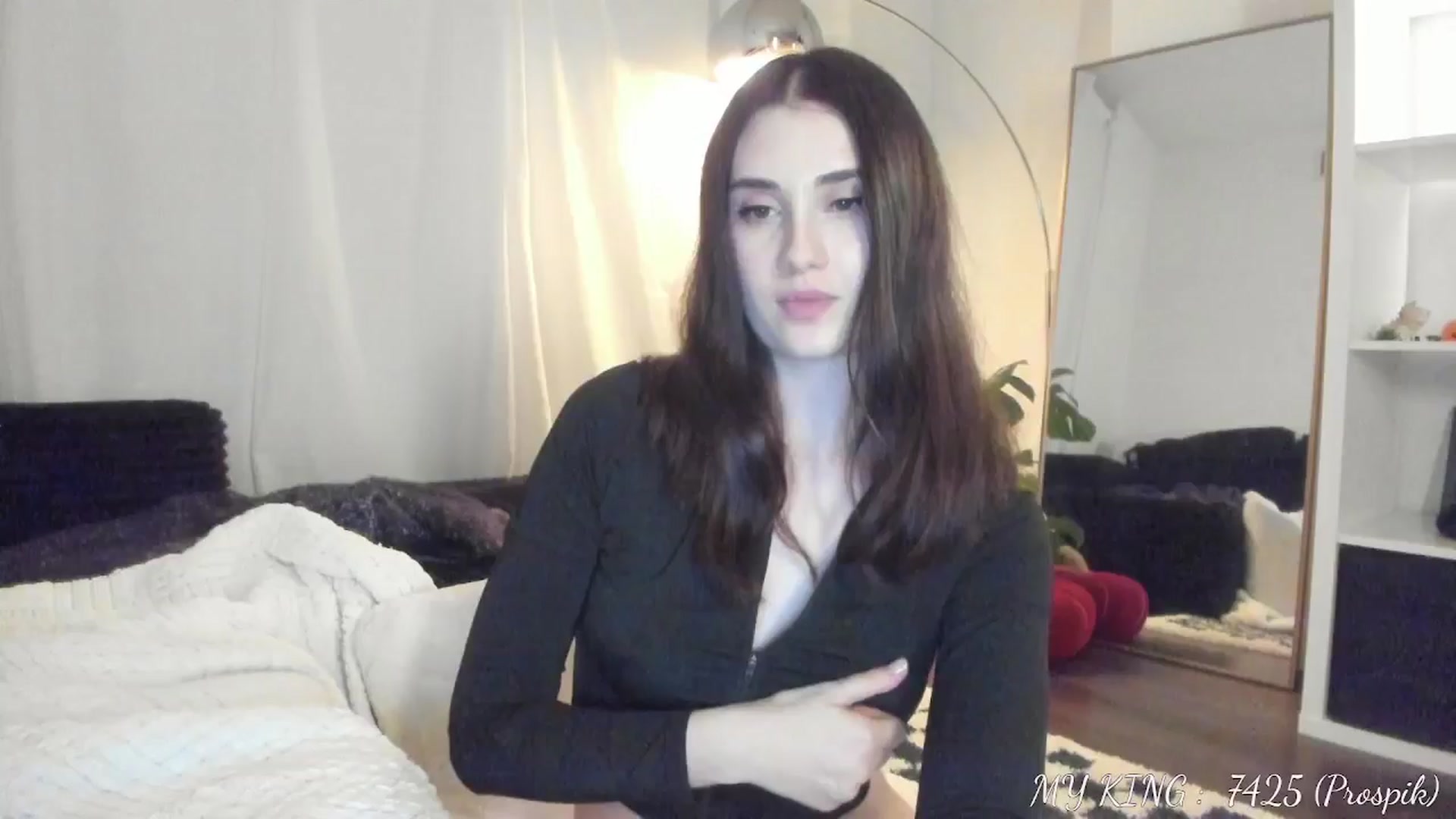 Gallery image thumbnail from Issa_'s myfreecams stream on, 10/02/2025, 04:22 image 13 of 20