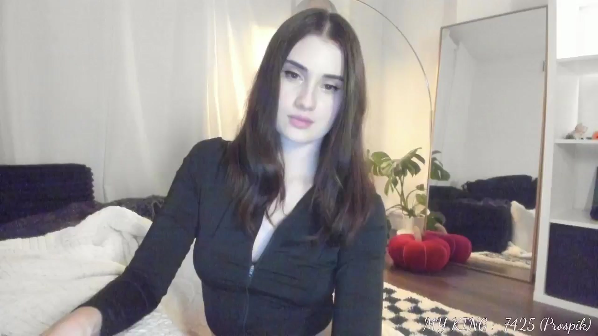 Gallery image thumbnail from Issa_'s myfreecams stream on, 10/02/2025, 04:22 image 8 of 20