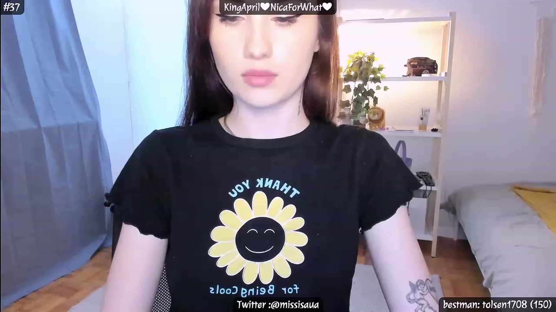Gallery image thumbnail from Issa_7's myfreecams stream on, 04/12/2023, 20:50 image 18 of 20