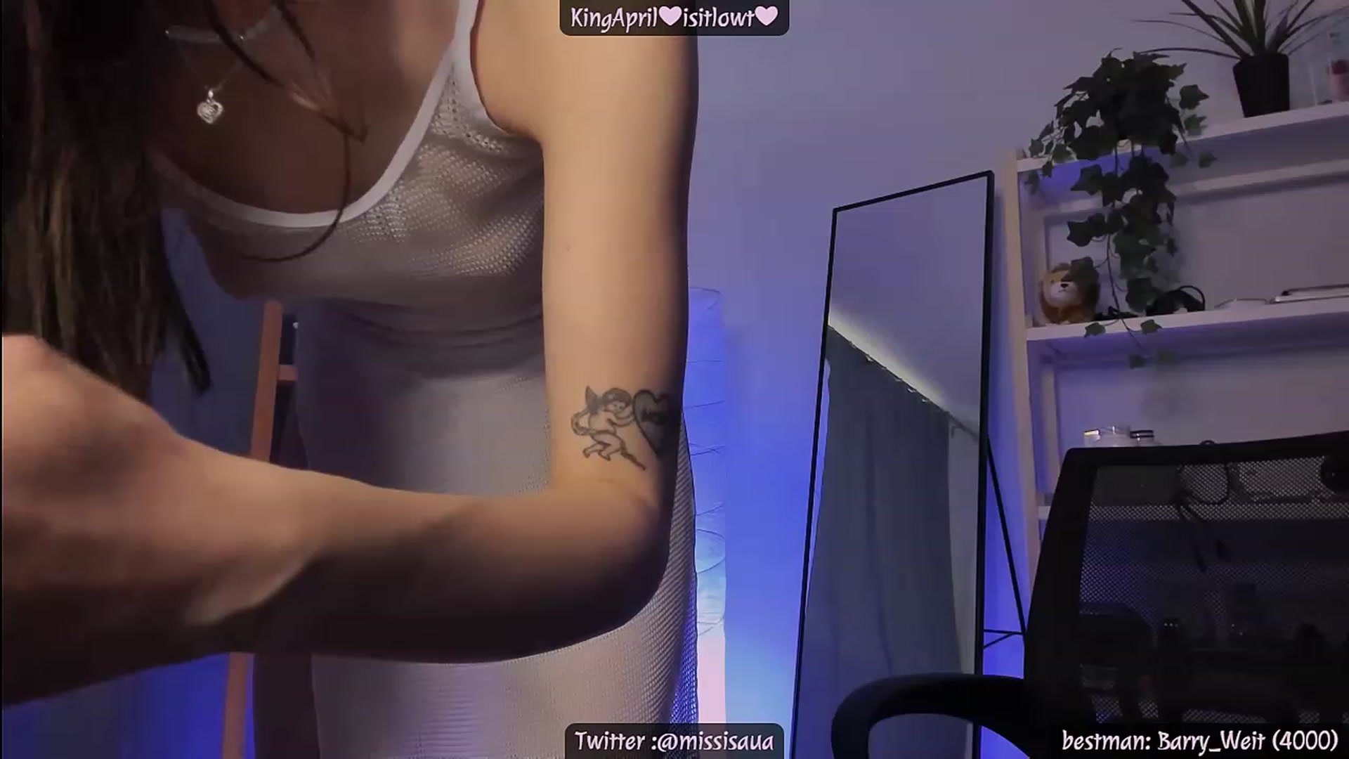Gallery image thumbnail from Issa_7's myfreecams stream on, 04/30/2023, 22:43 image 11 of 20