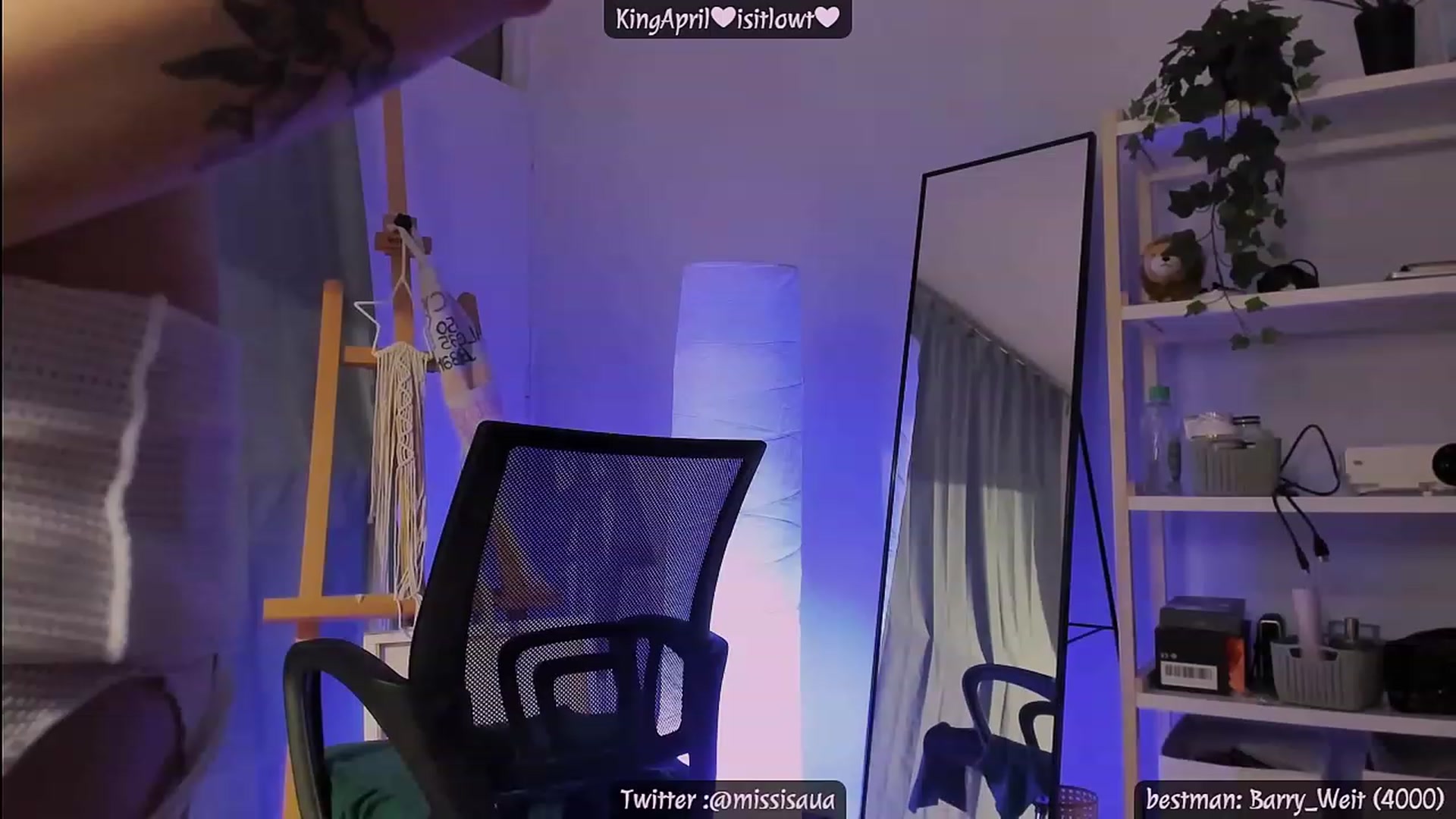 Gallery image thumbnail from Issa_7's myfreecams stream on, 05/01/2023, 05:31 image 8 of 20