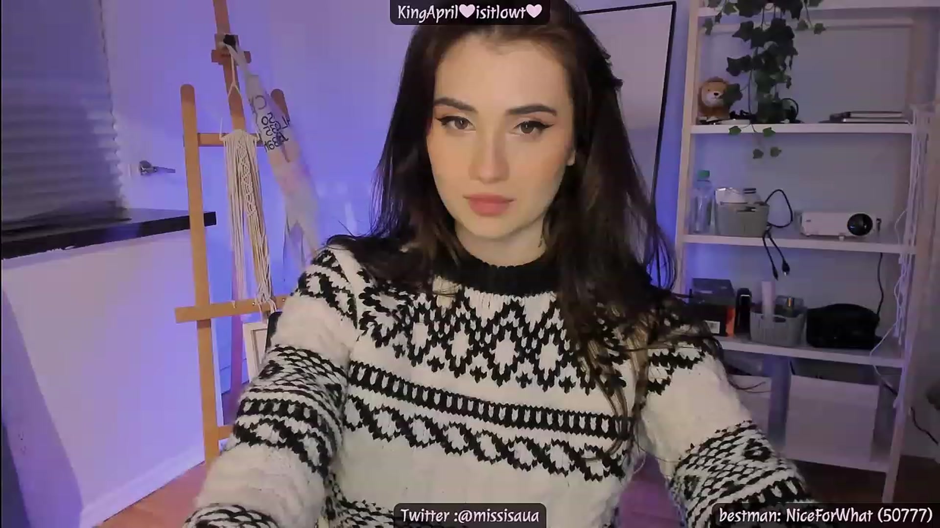 Gallery image thumbnail from Issa_7's myfreecams stream on, 05/01/2023, 07:18 image 4 of 20