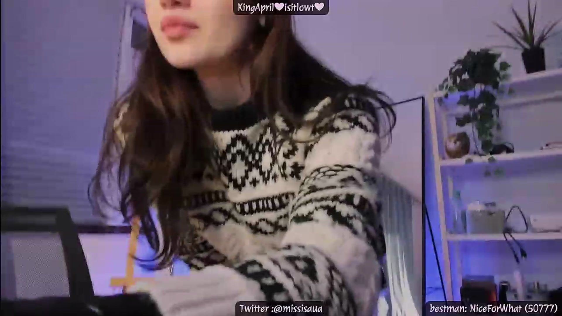 Gallery image thumbnail from Issa_7's myfreecams stream on, 05/01/2023, 07:18 image 8 of 20