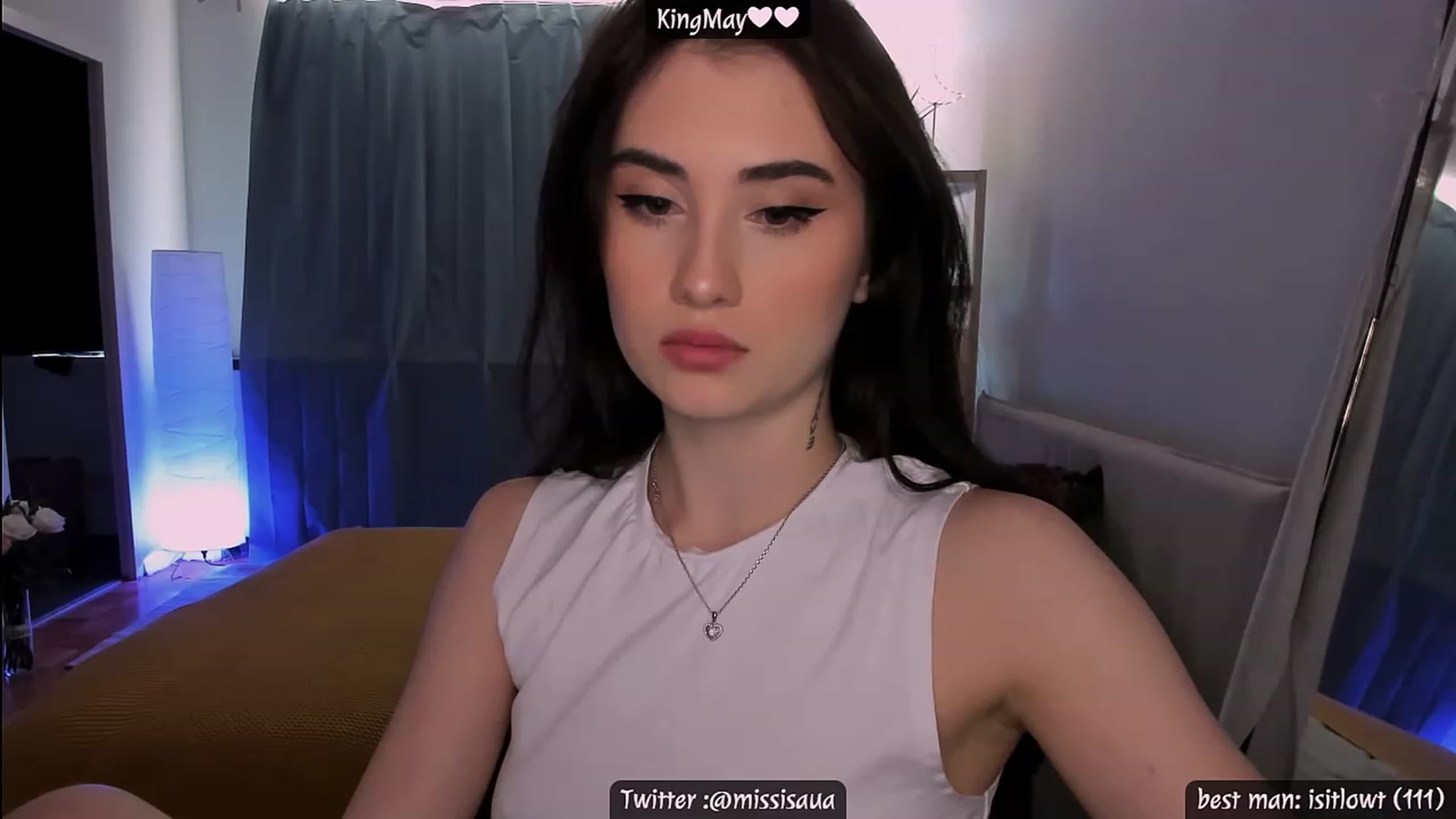 Gallery image thumbnail from Issa_7's myfreecams stream on, 05/05/2023, 18:44 image 16 of 20