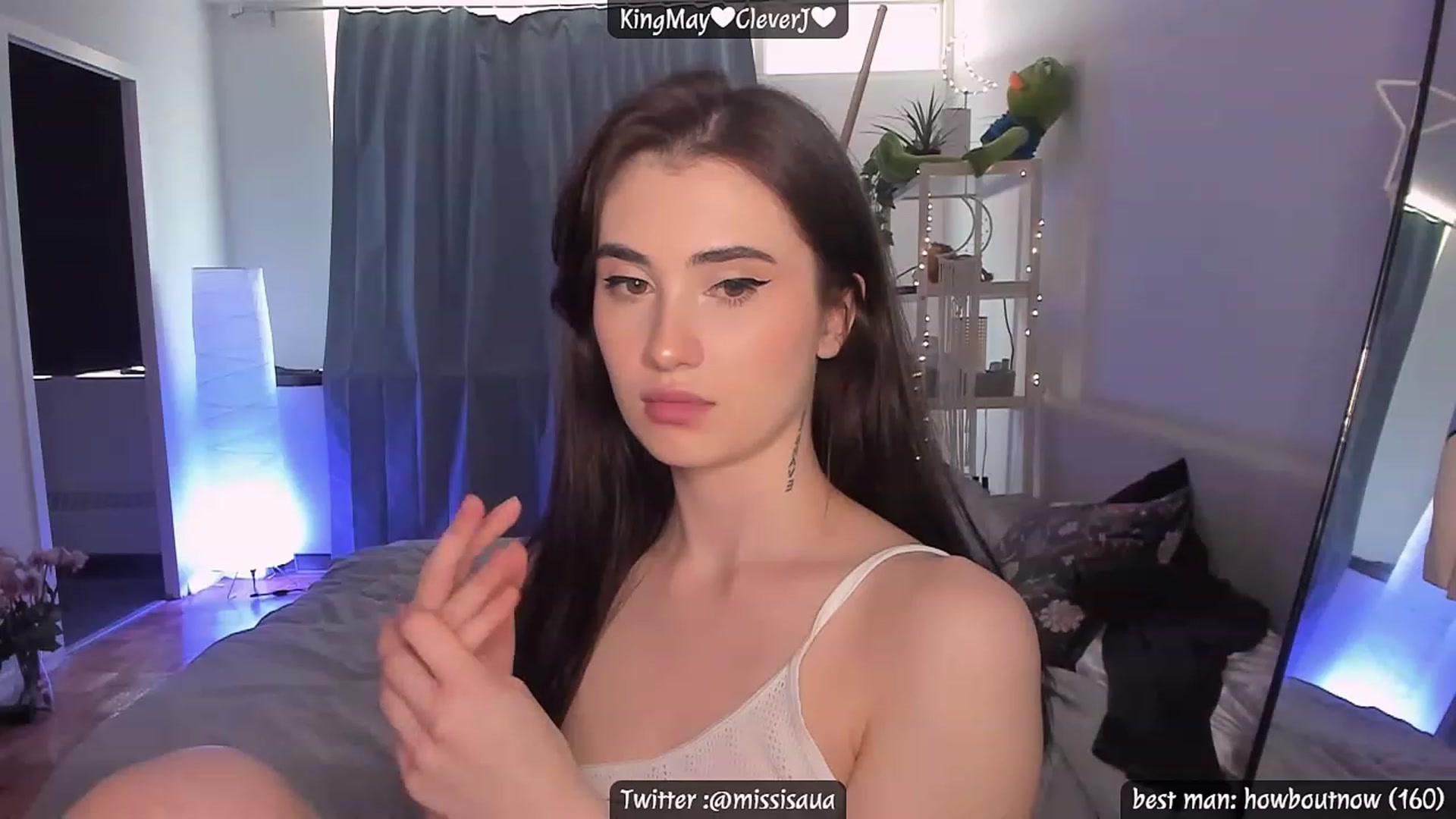 Gallery image thumbnail from Issa_7's myfreecams stream on, 05/13/2023, 23:32 image 3 of 20