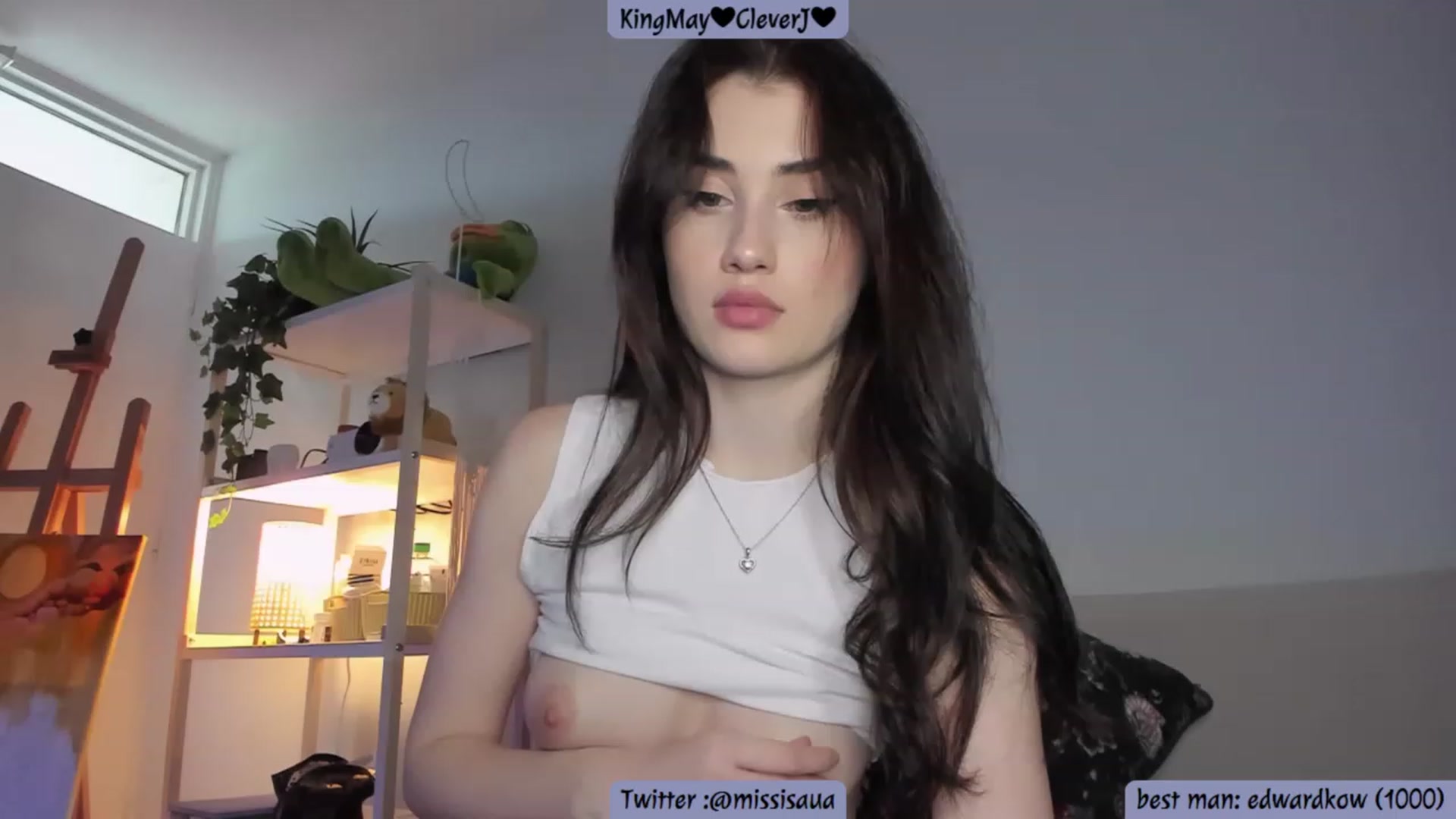 Gallery image thumbnail from Issa_7's myfreecams stream on, 05/19/2023, 21:54 image 6 of 20