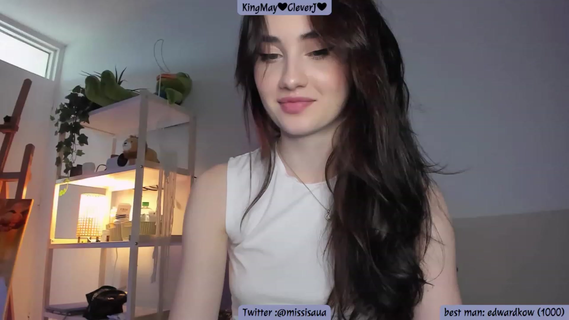 Gallery image thumbnail from Issa_7's myfreecams stream on, 05/19/2023, 21:54 image 14 of 20