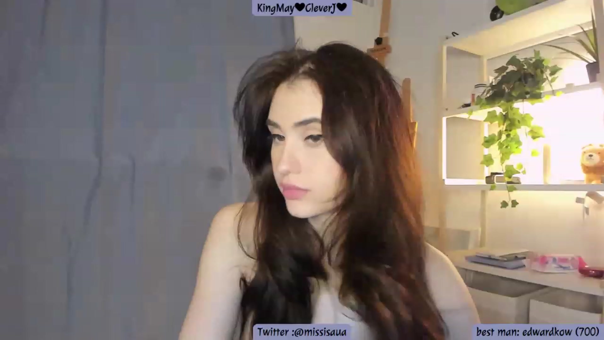 Gallery image thumbnail from Issa_7's myfreecams stream on, 05/24/2023, 03:09 image 17 of 20