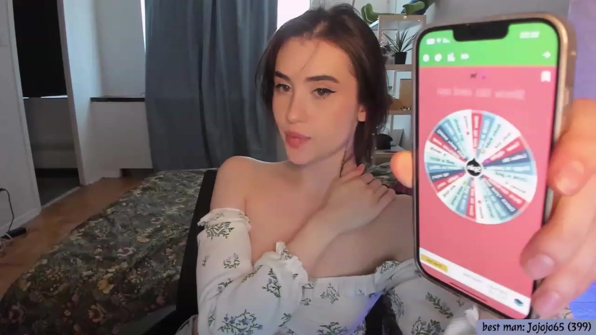 Gallery image thumbnail from Issa_7's myfreecams stream on, 05/24/2023, 22:50 image 10 of 20