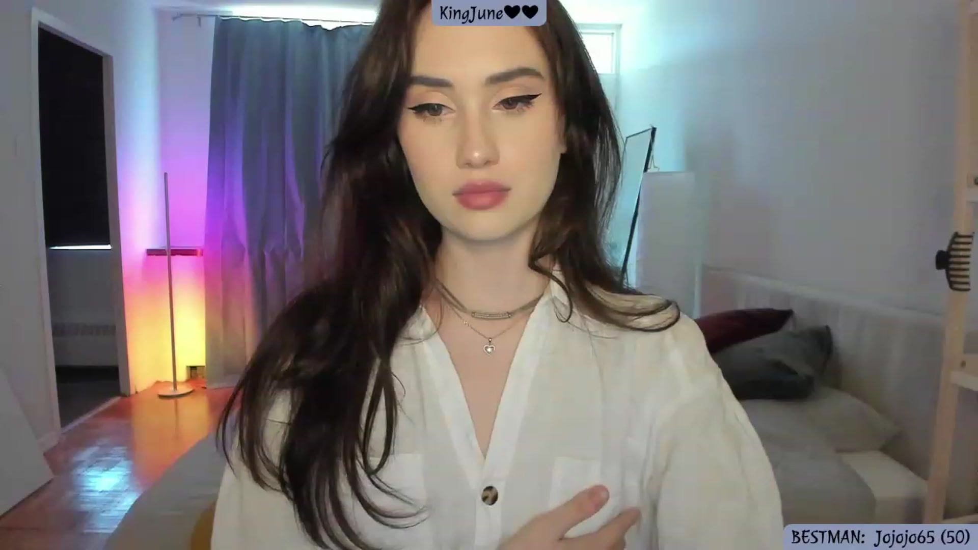 Gallery image thumbnail from Issa_7's myfreecams stream on, 06/04/2023, 24:12 image 3 of 20
