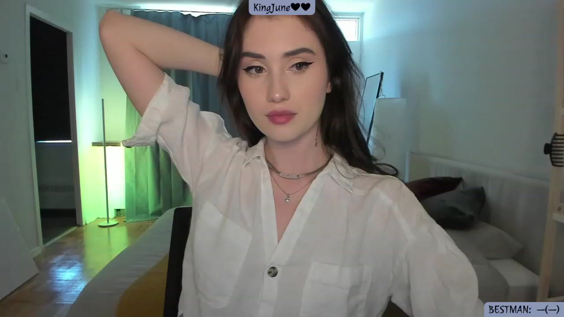 Gallery image thumbnail from Issa_7's myfreecams stream on, 06/04/2023, 24:12 image 1 of 20