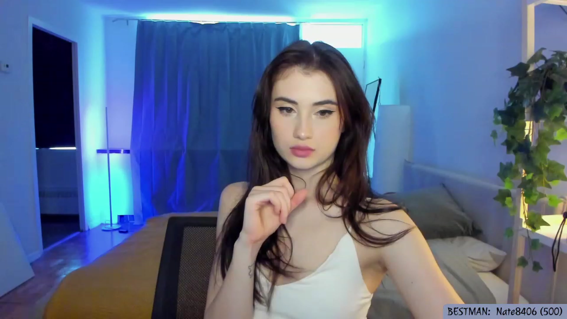 Gallery image thumbnail from Issa_7's myfreecams stream on, 06/06/2023, 23:10 image 6 of 20