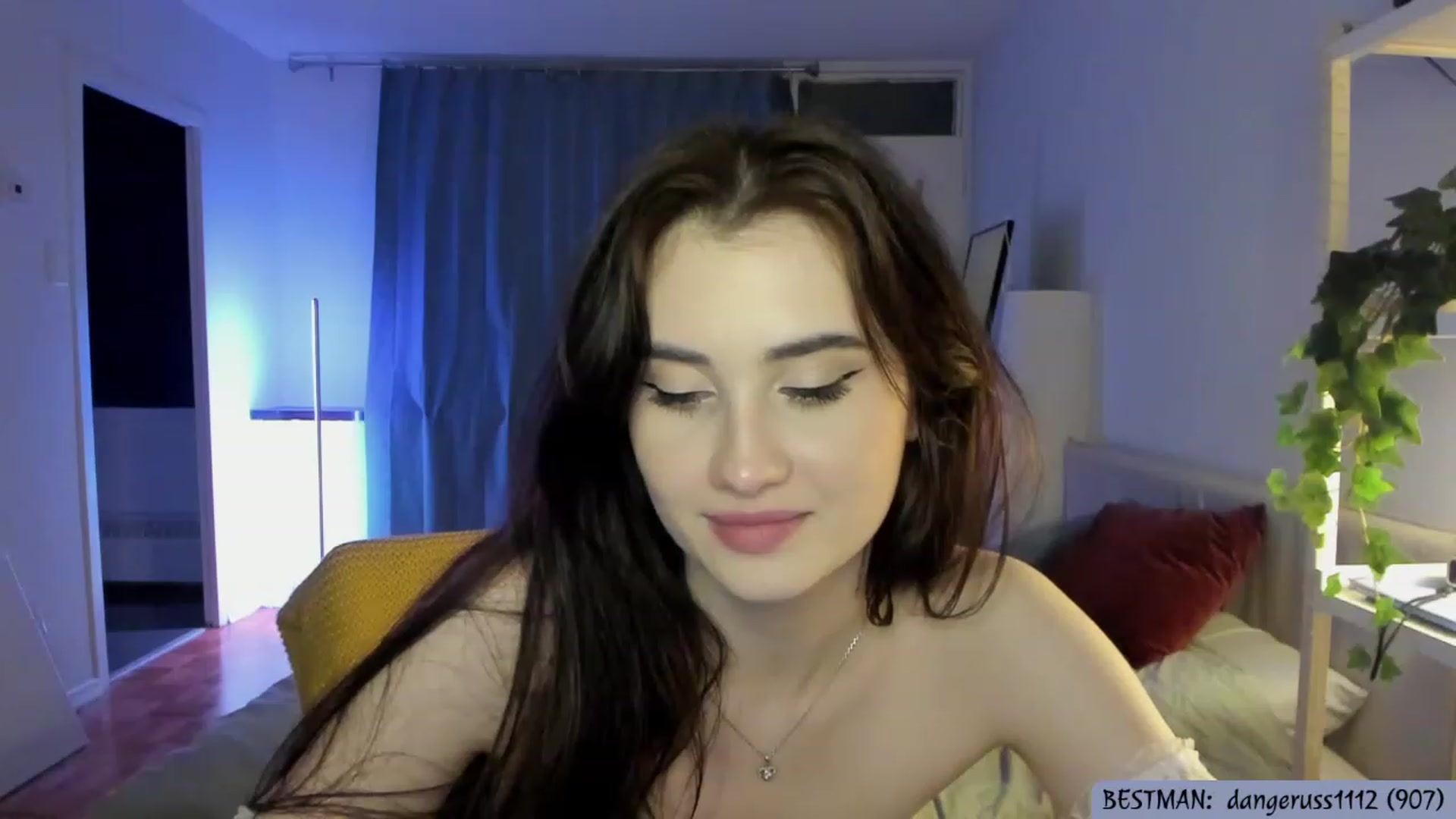 Gallery image thumbnail from Issa_7's myfreecams stream on, 06/10/2023, 03:26 image 11 of 20
