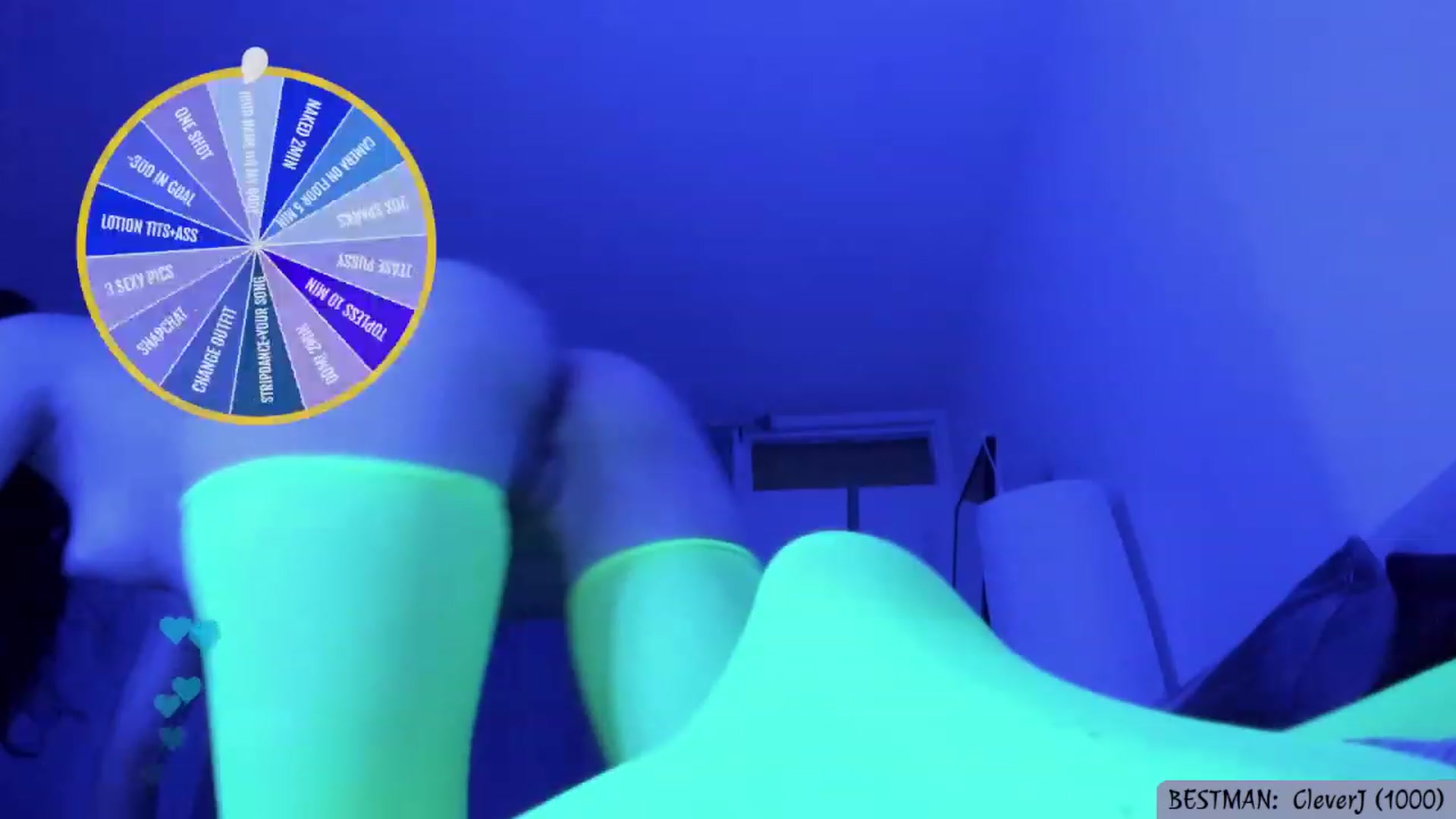 Gallery image thumbnail from Issa_7's myfreecams stream on, 06/11/2023, 03:24 image 19 of 20