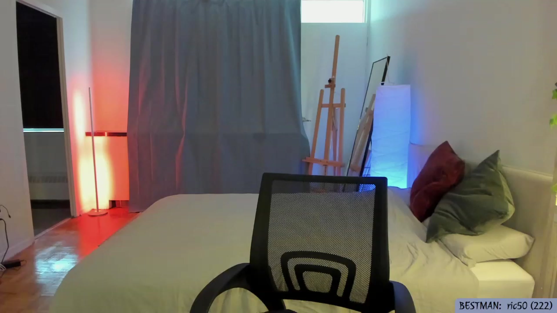 Gallery image thumbnail from Issa_7's myfreecams stream on, 06/15/2023, 22:08 image 11 of 20