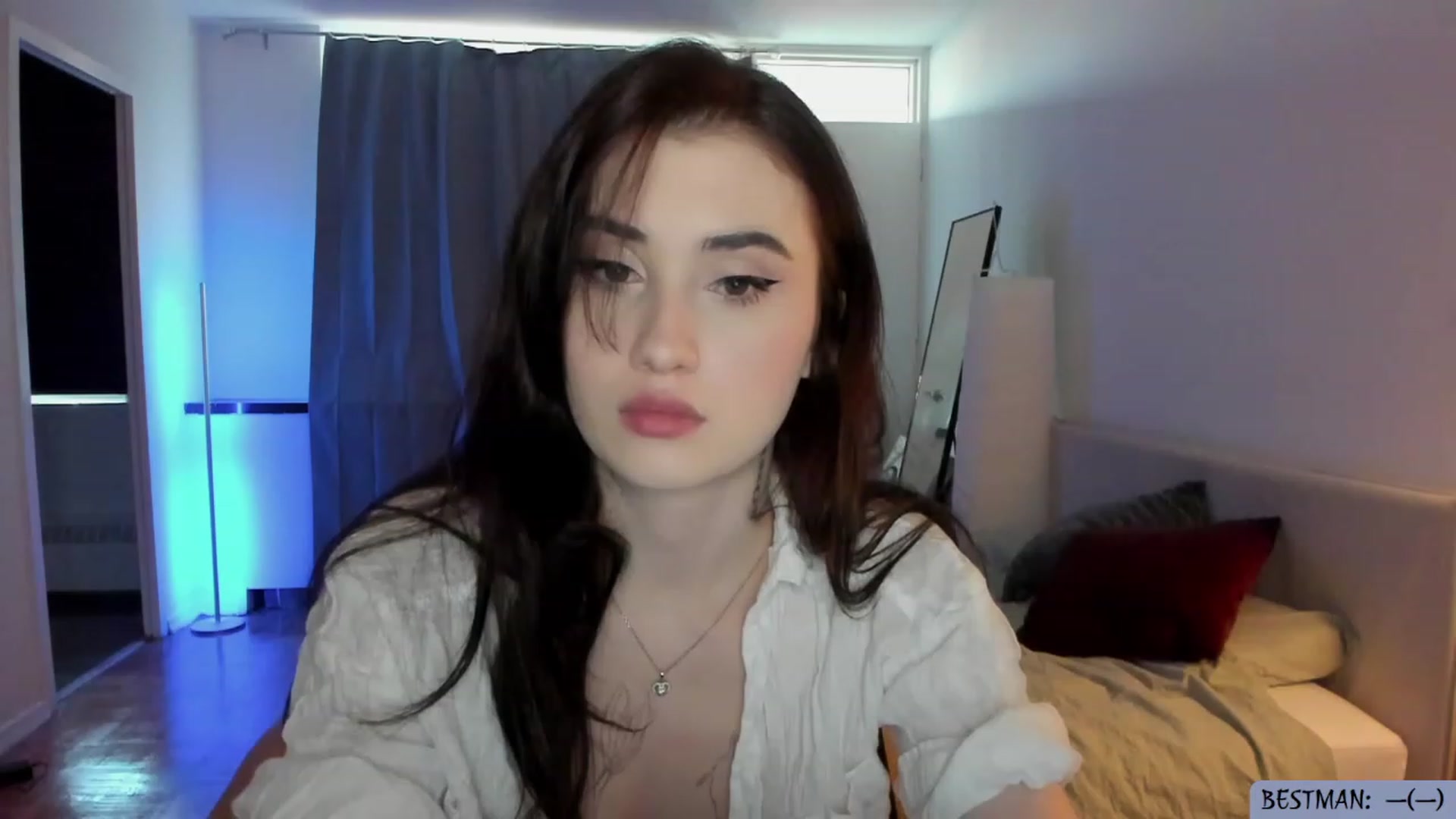 Gallery image thumbnail from Issa_7's myfreecams stream on, 06/18/2023, 24:59 image 1 of 20