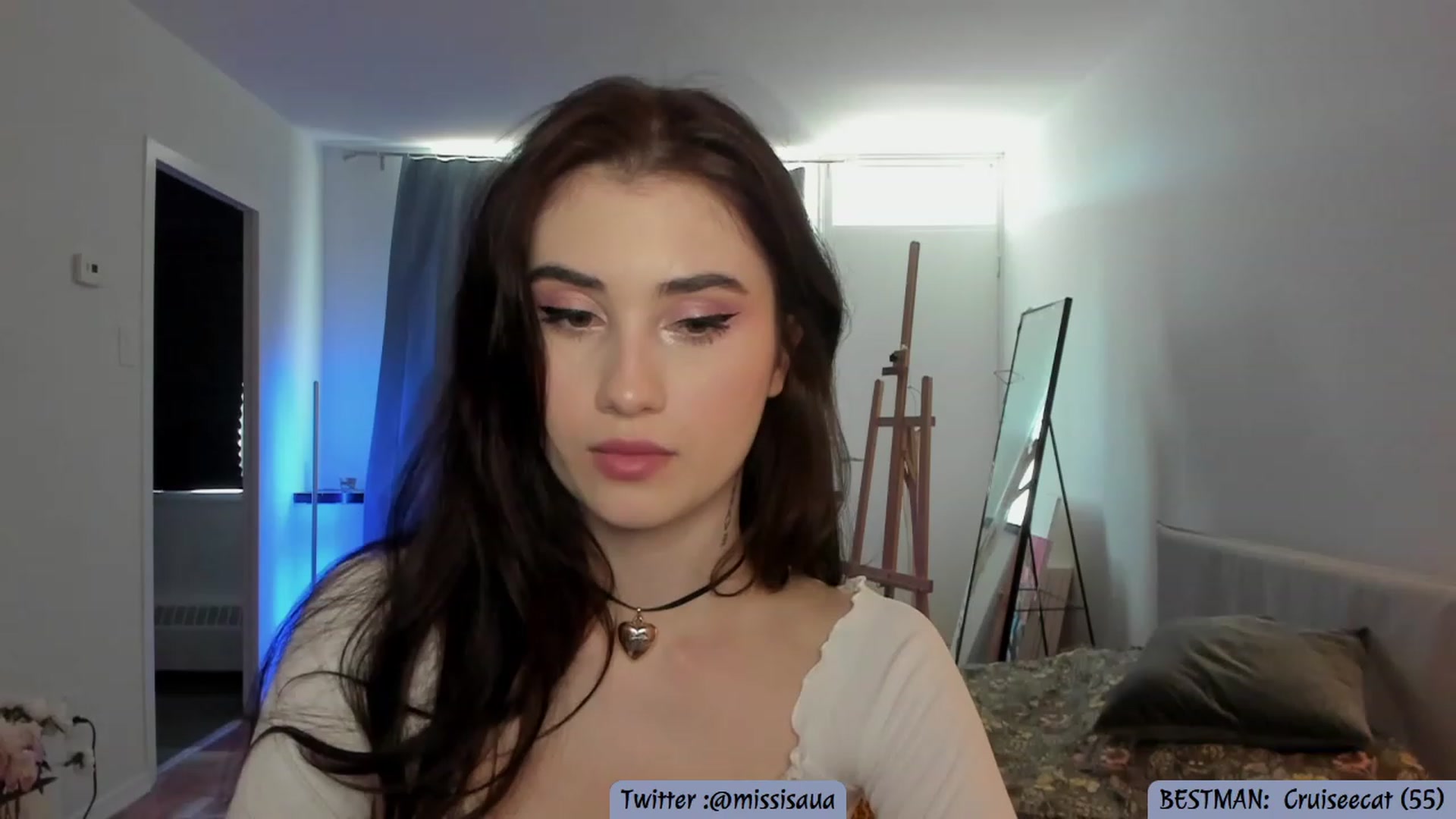 Gallery image thumbnail from Issa_7's myfreecams stream on, 06/22/2023, 20:34 image 4 of 20