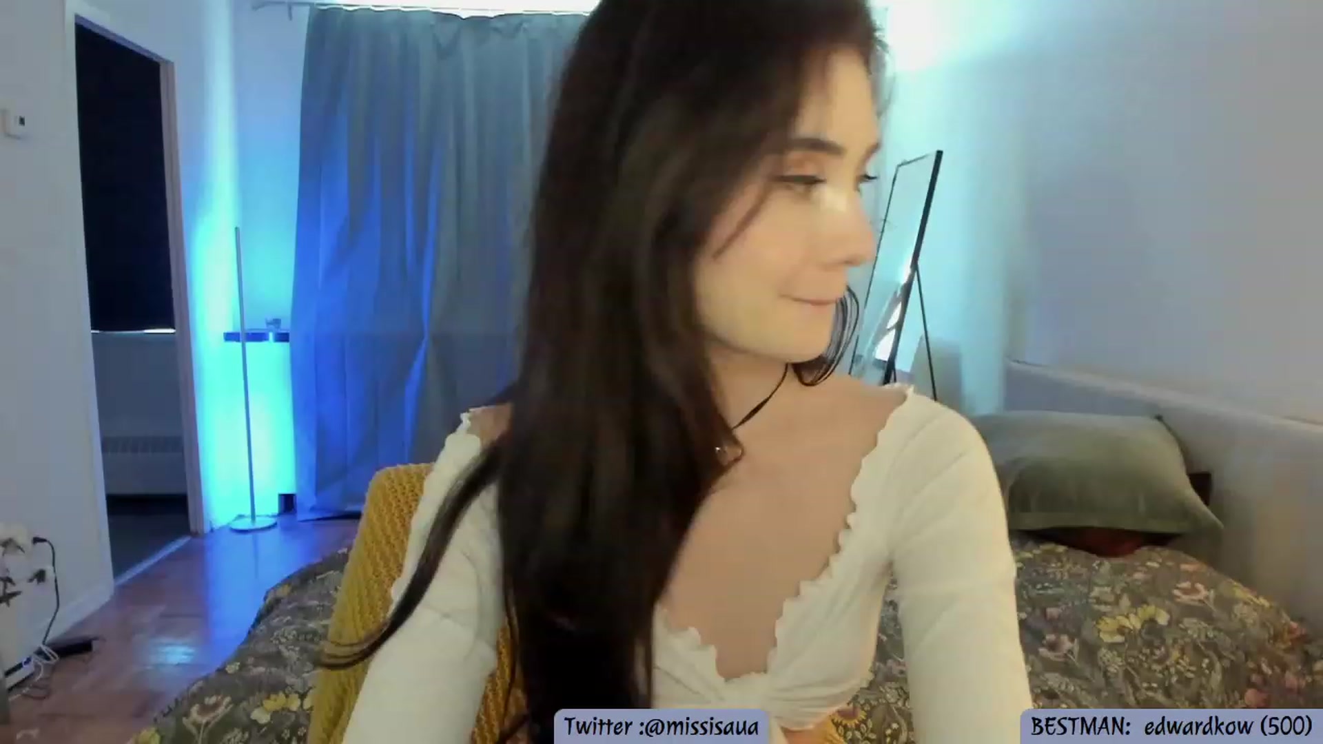 Gallery image thumbnail from Issa_7's myfreecams stream on, 06/22/2023, 23:35 image 1 of 20